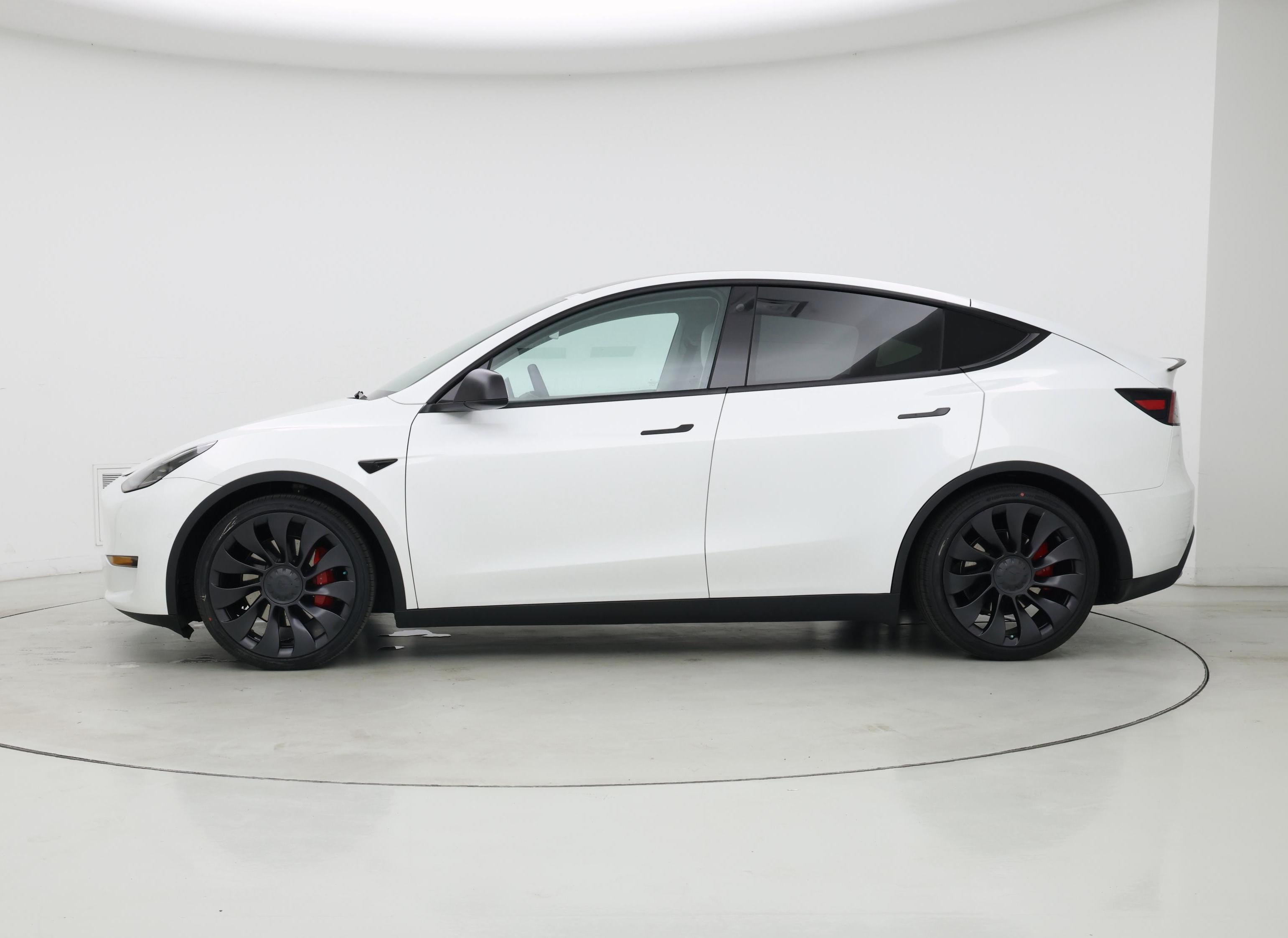 Thumbnail: 2022 Tesla Model Y - 3