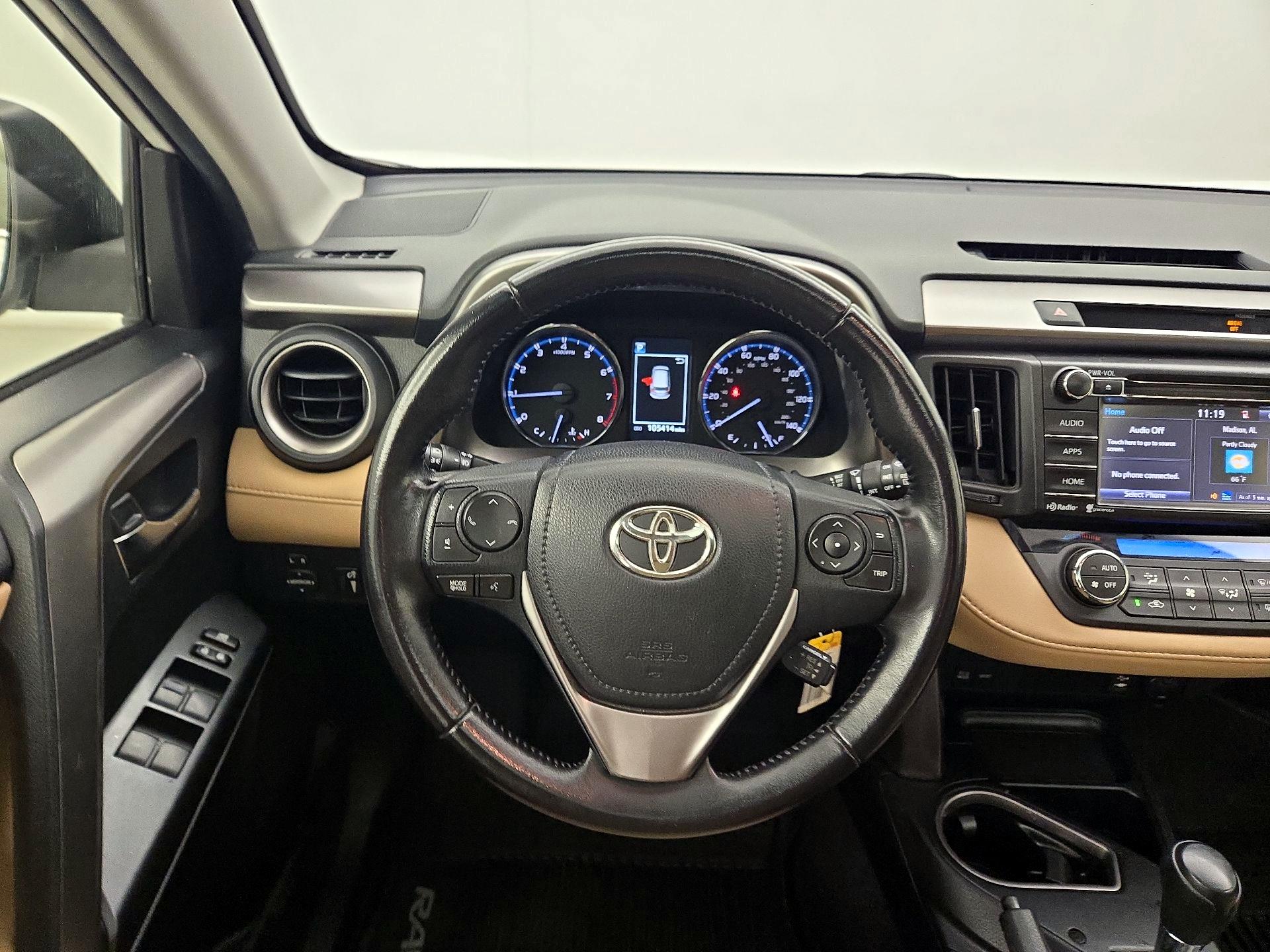 Thumbnail: 2016 Toyota RAV4 - 10