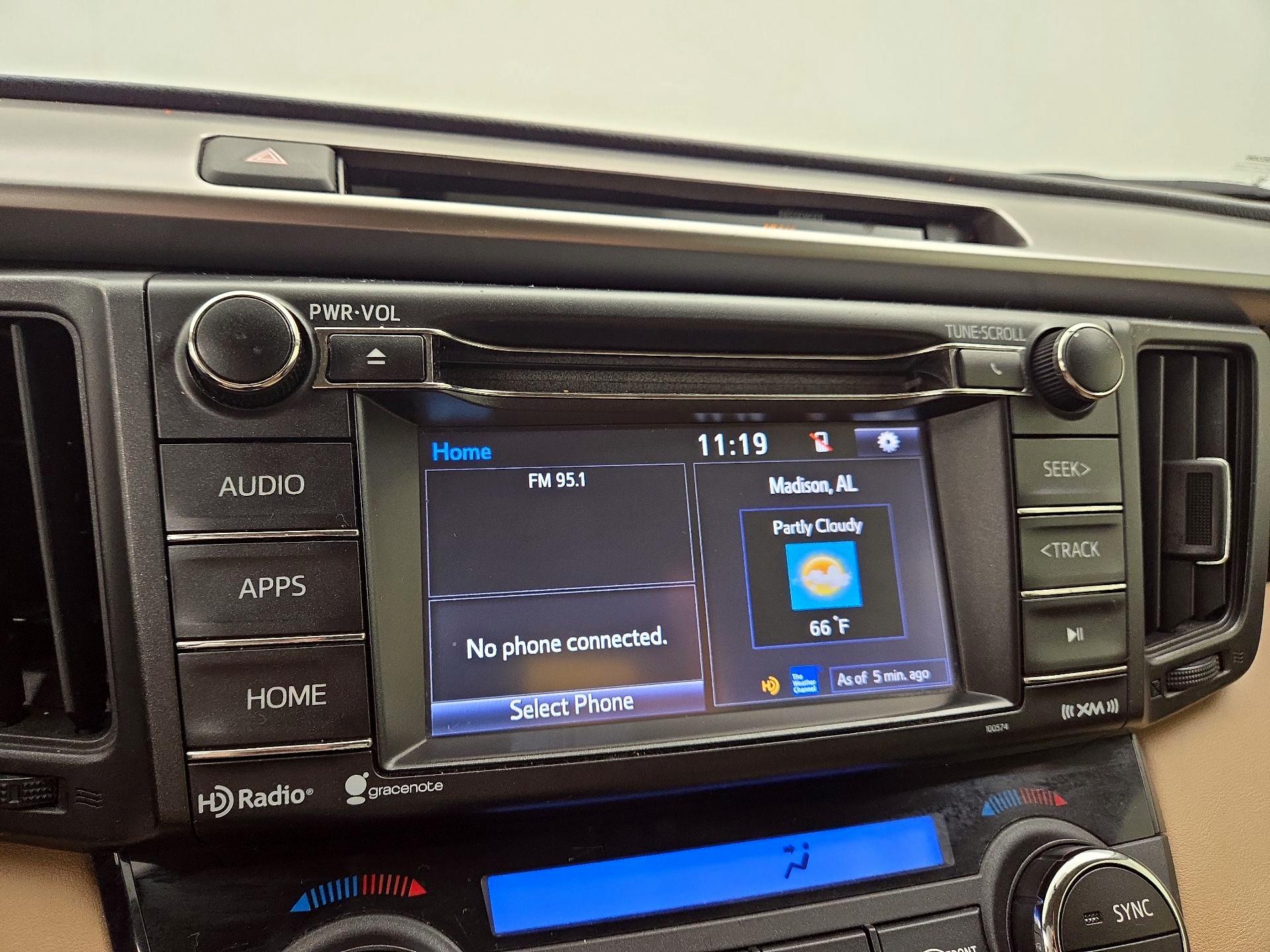 Thumbnail: 2016 Toyota RAV4 - 15