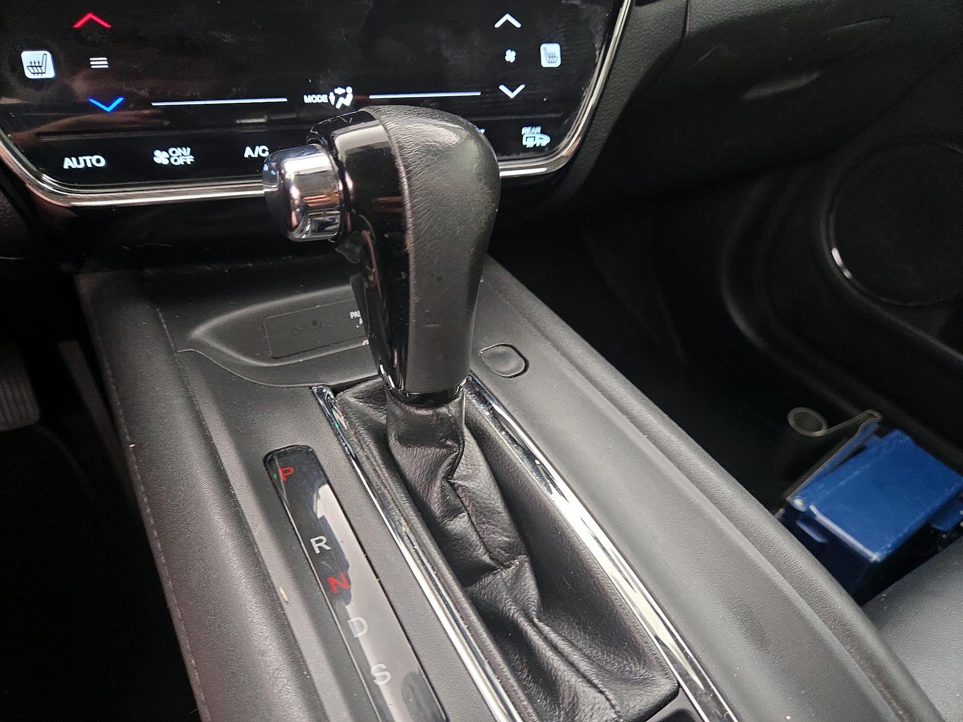 Thumbnail: 2017 Honda HR-V - 17