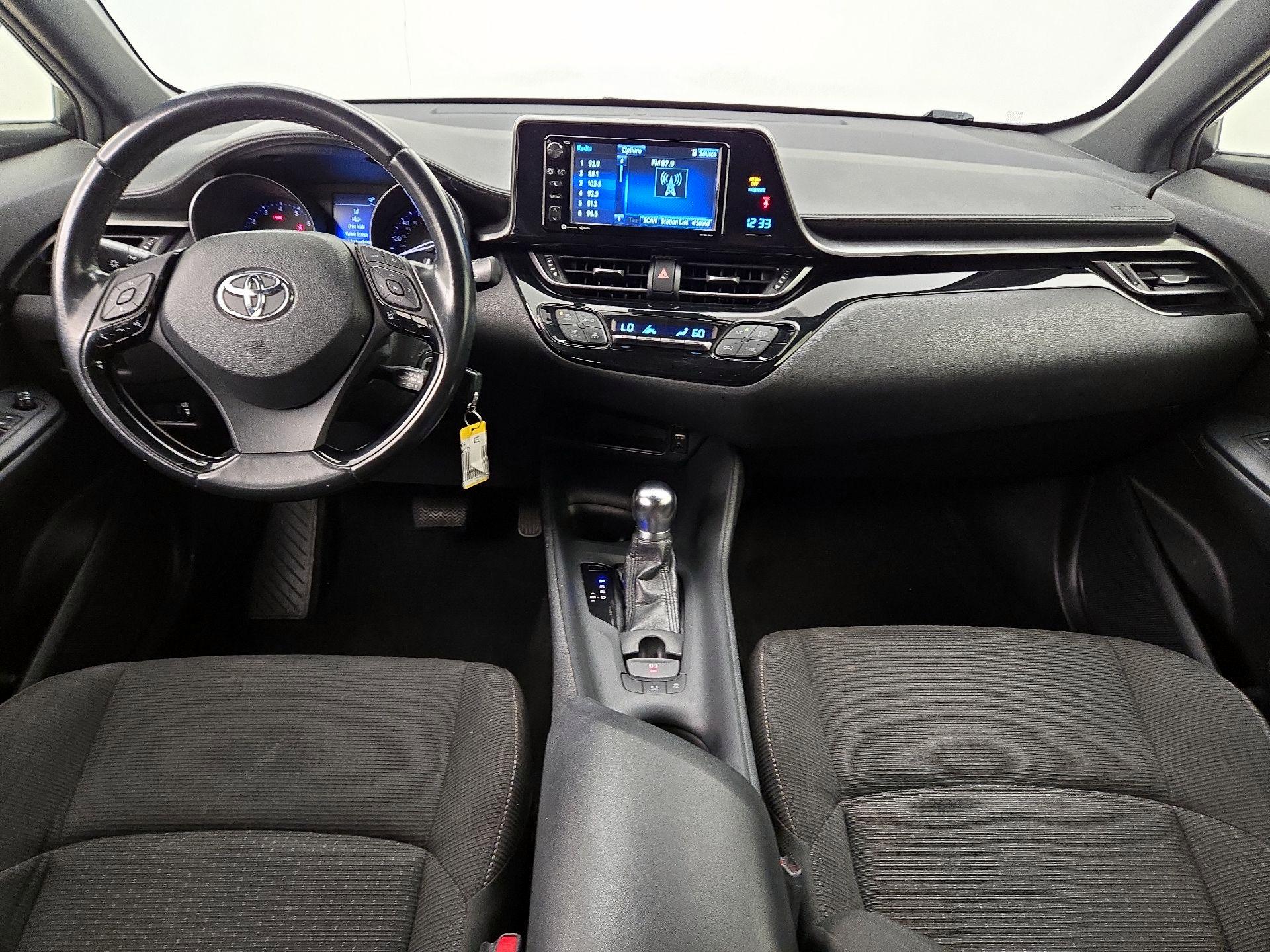 Thumbnail: 2018 Toyota C-HR - 9