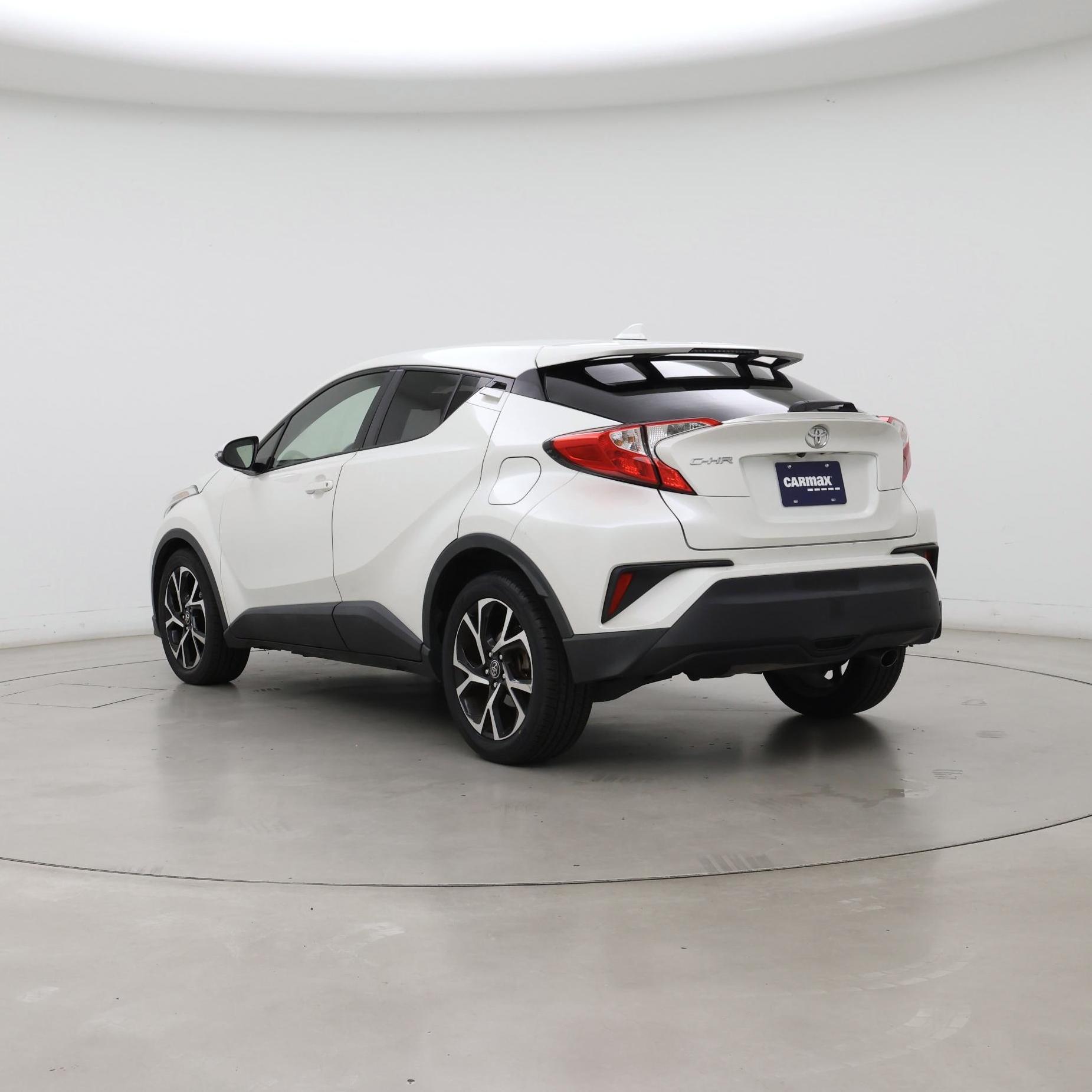 Thumbnail: 2018 Toyota C-HR - 2