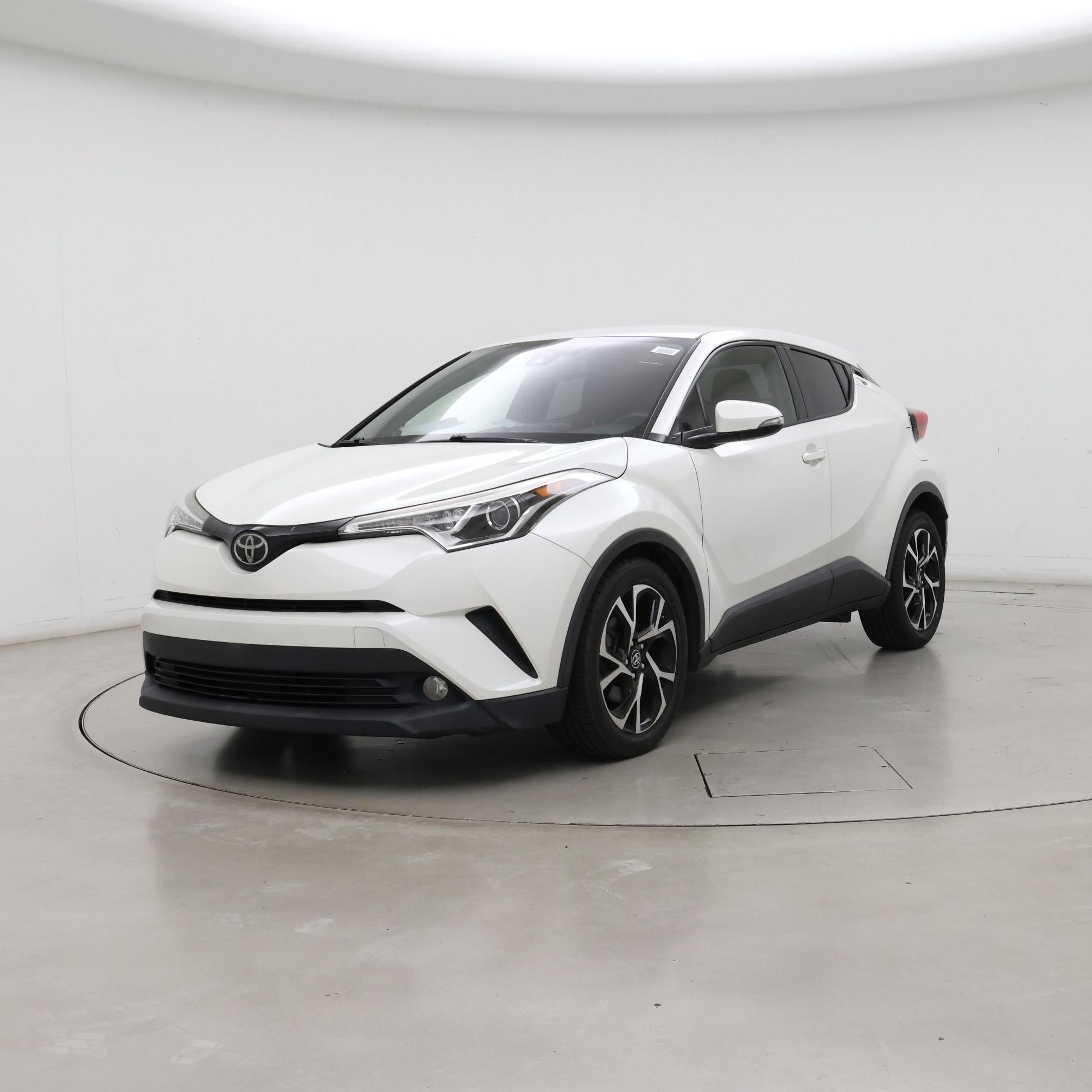 Thumbnail: 2018 Toyota C-HR - 4