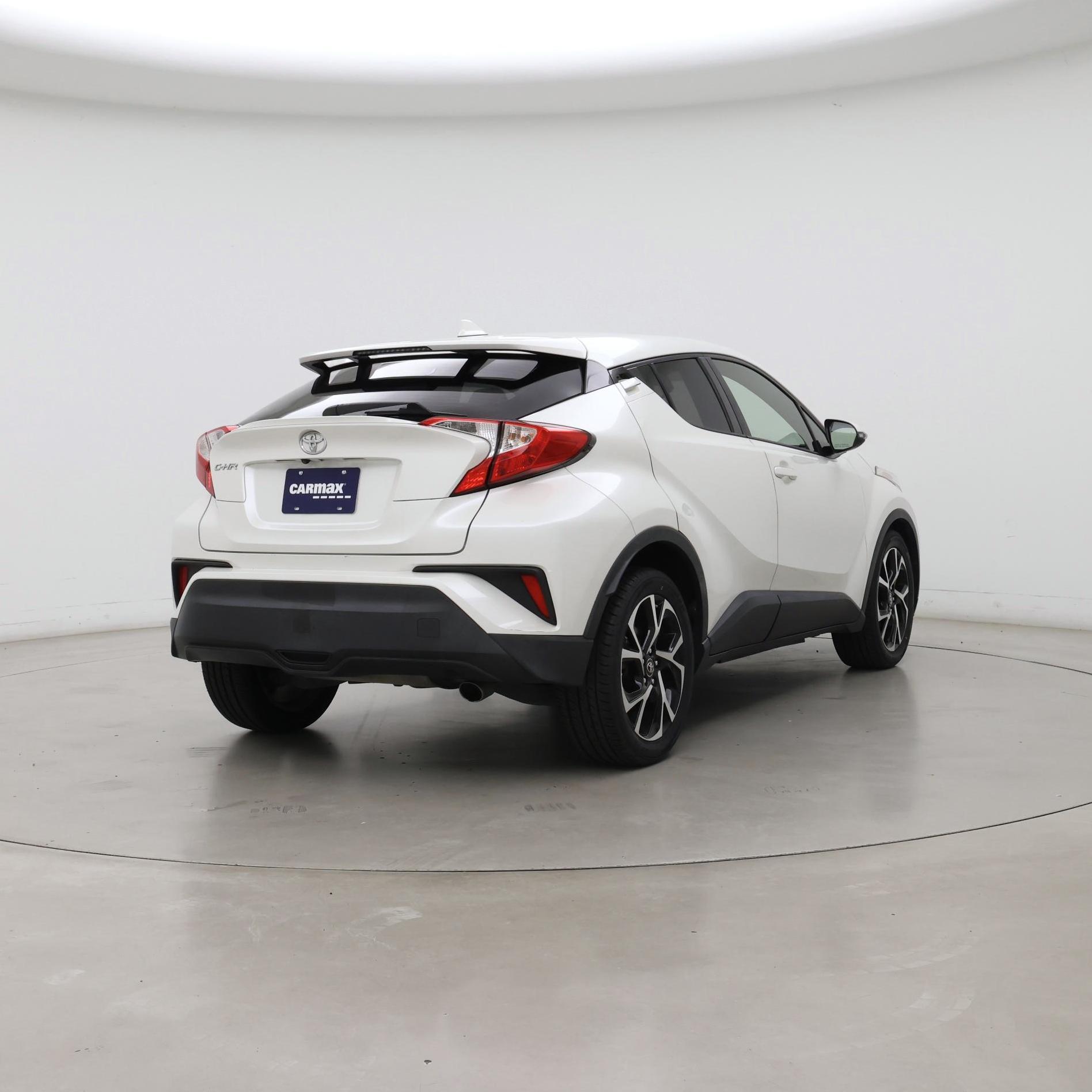 Thumbnail: 2018 Toyota C-HR - 8