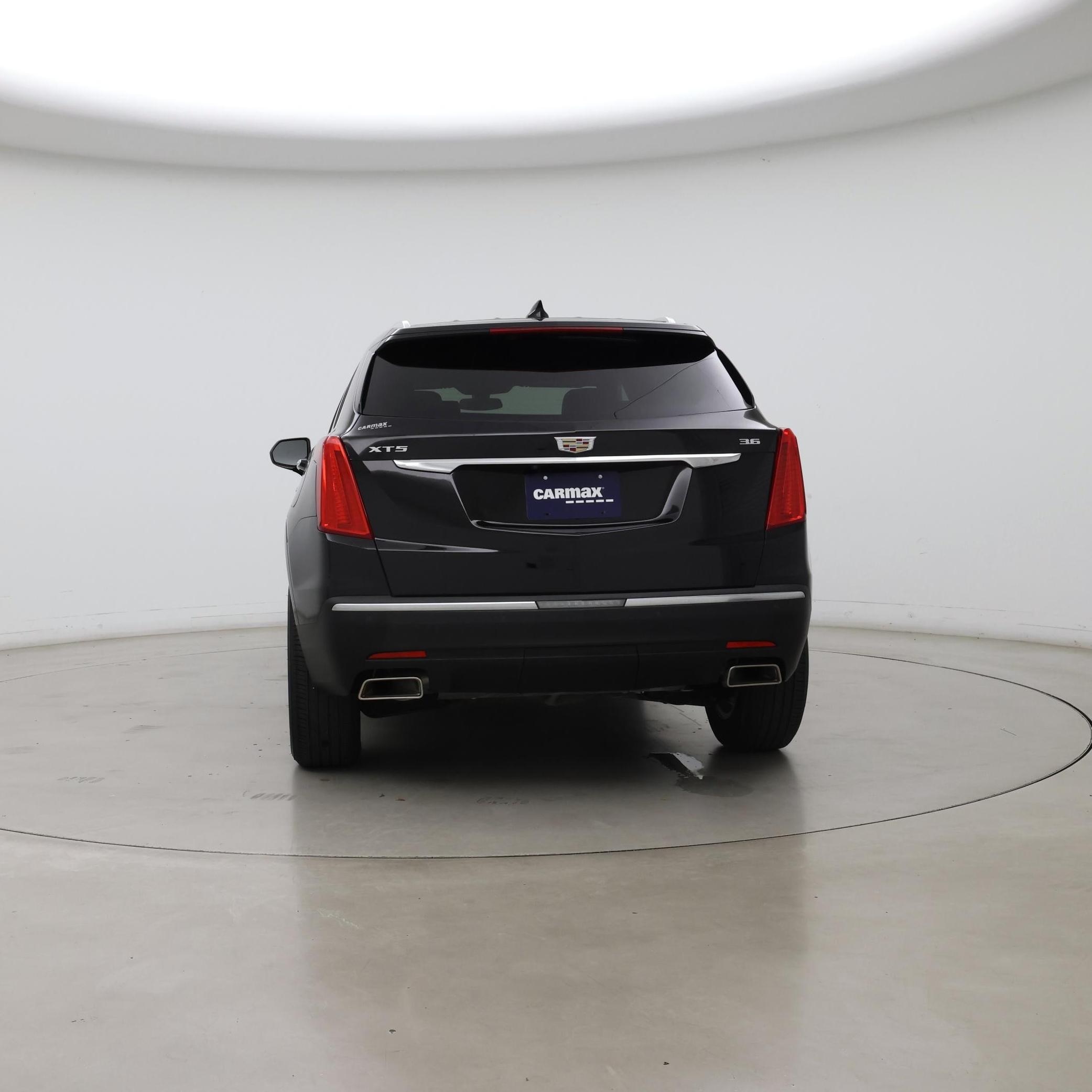 Thumbnail: 2018 Cadillac XT5 - 6