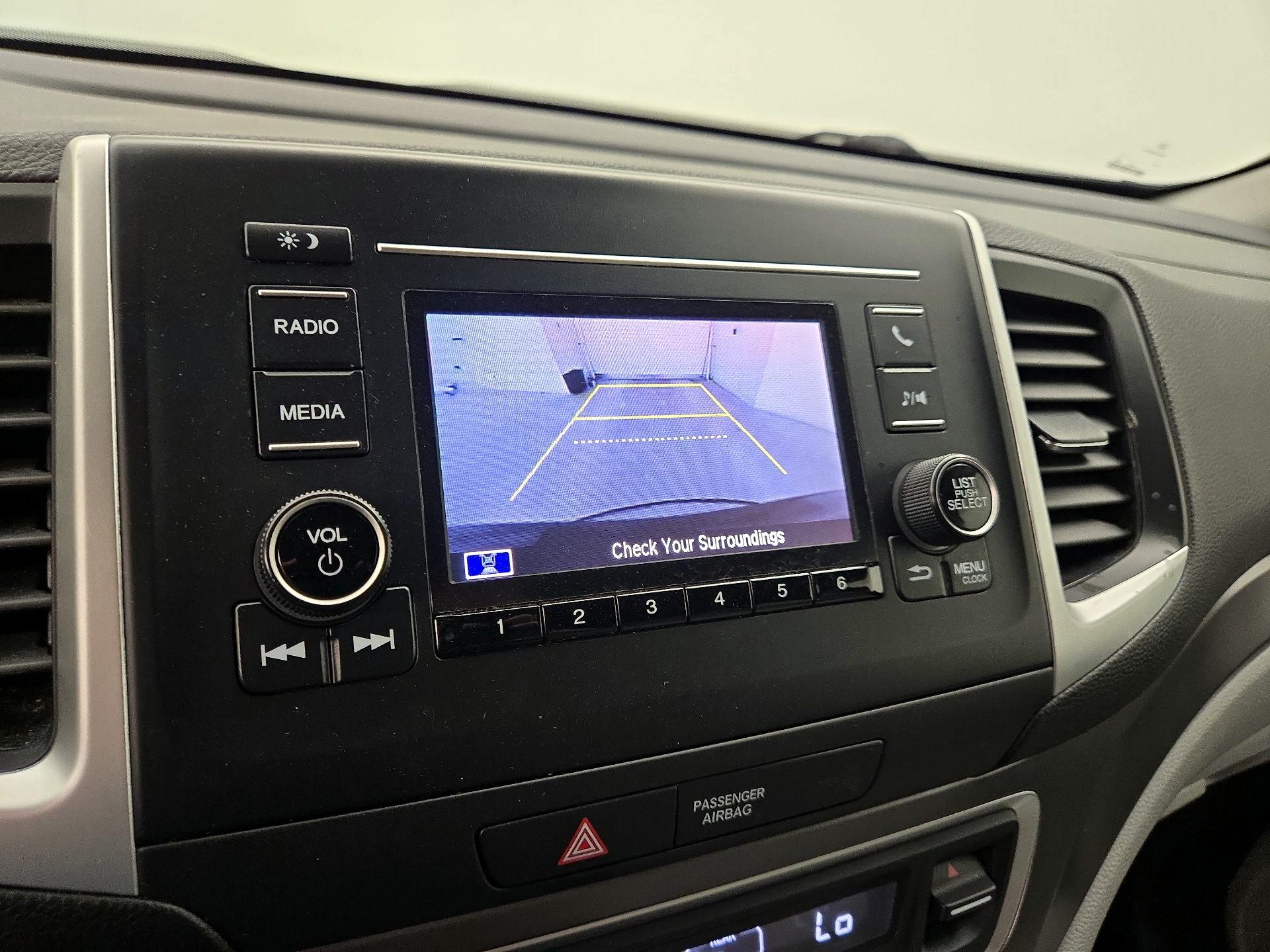Thumbnail: 2021 Honda Pilot - 14