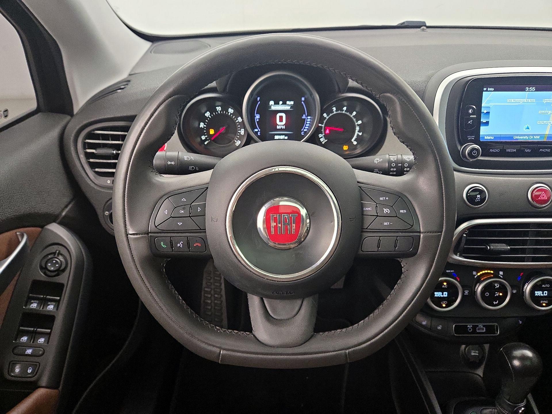 Thumbnail: 2016 Fiat 500X - 10