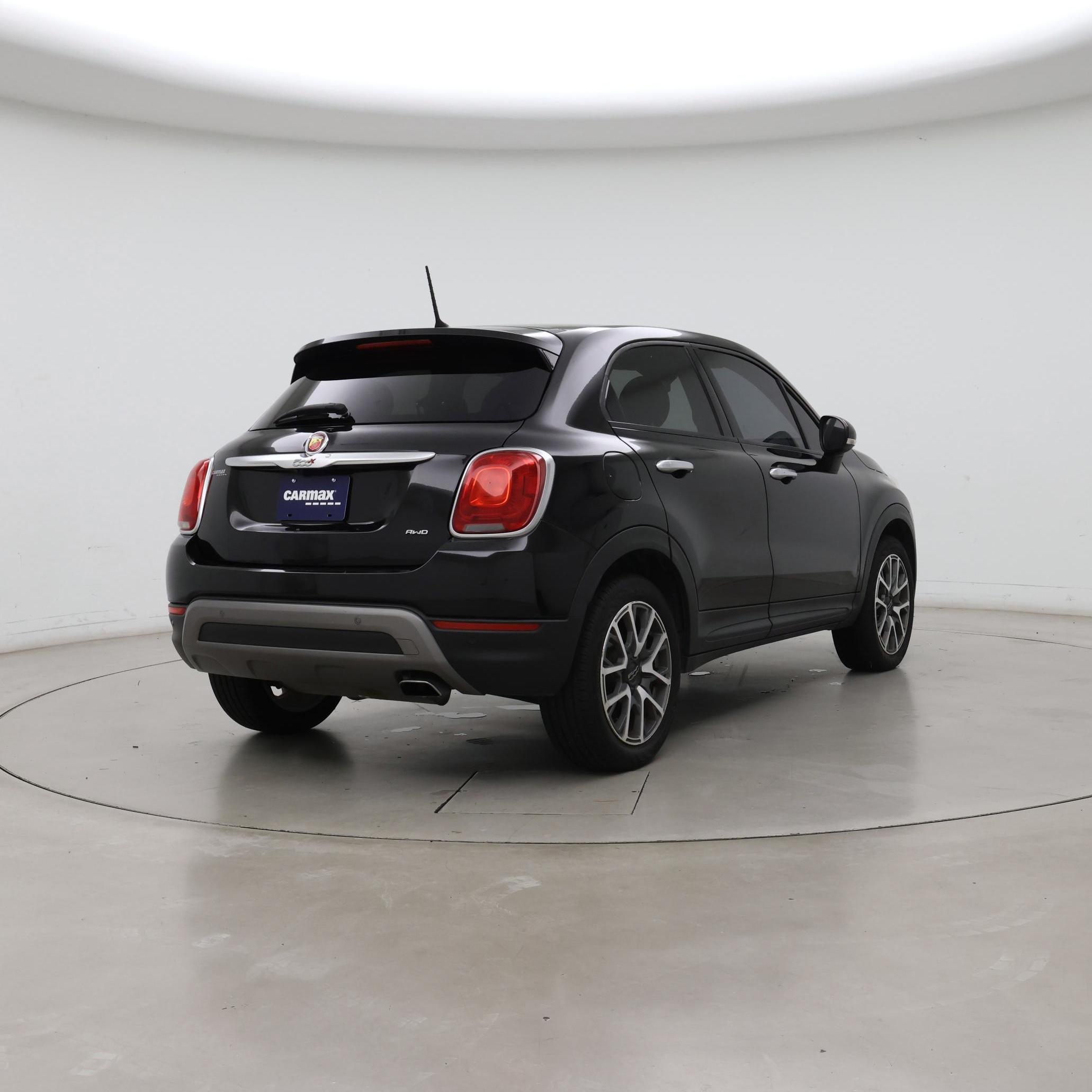 Thumbnail: 2016 Fiat 500X - 8