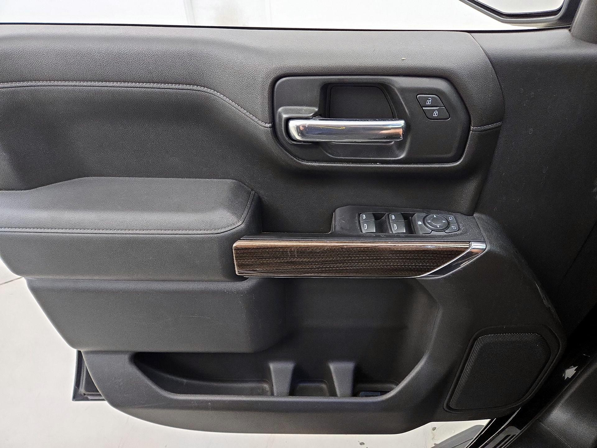 Thumbnail: 2019 Chevrolet Silverado 1500 - 12