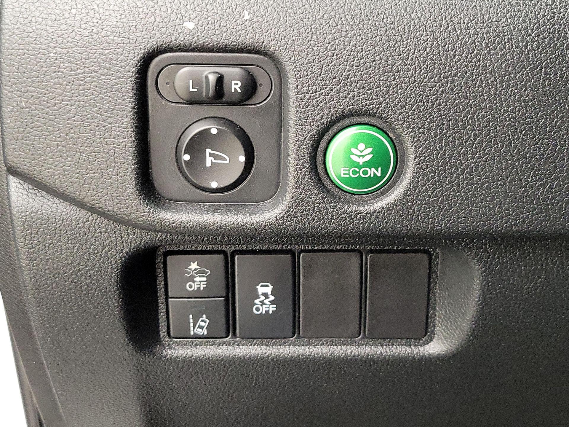 Thumbnail: 2021 Honda Pilot - 13