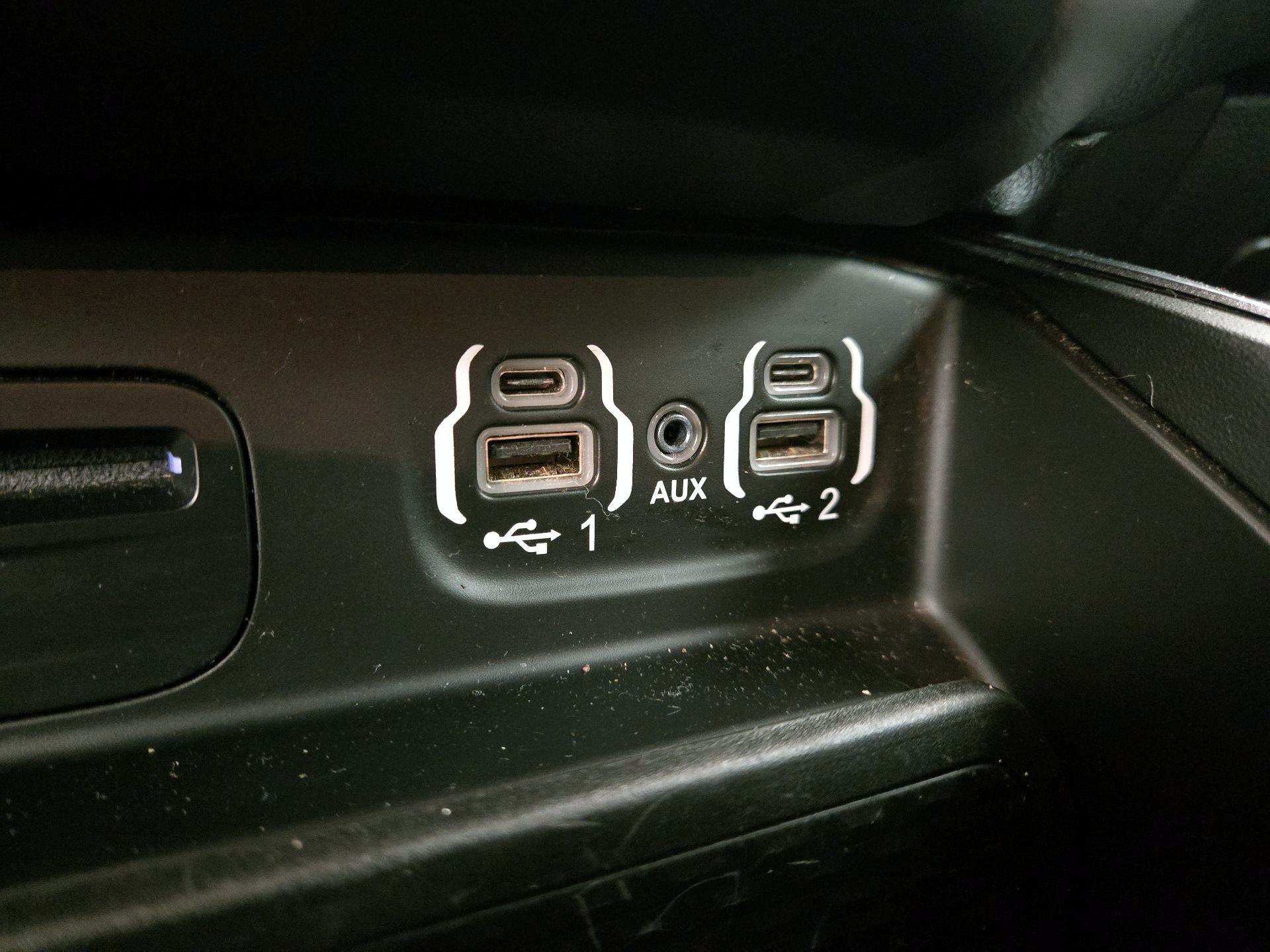 Thumbnail: 2019 RAM 1500 - 19
