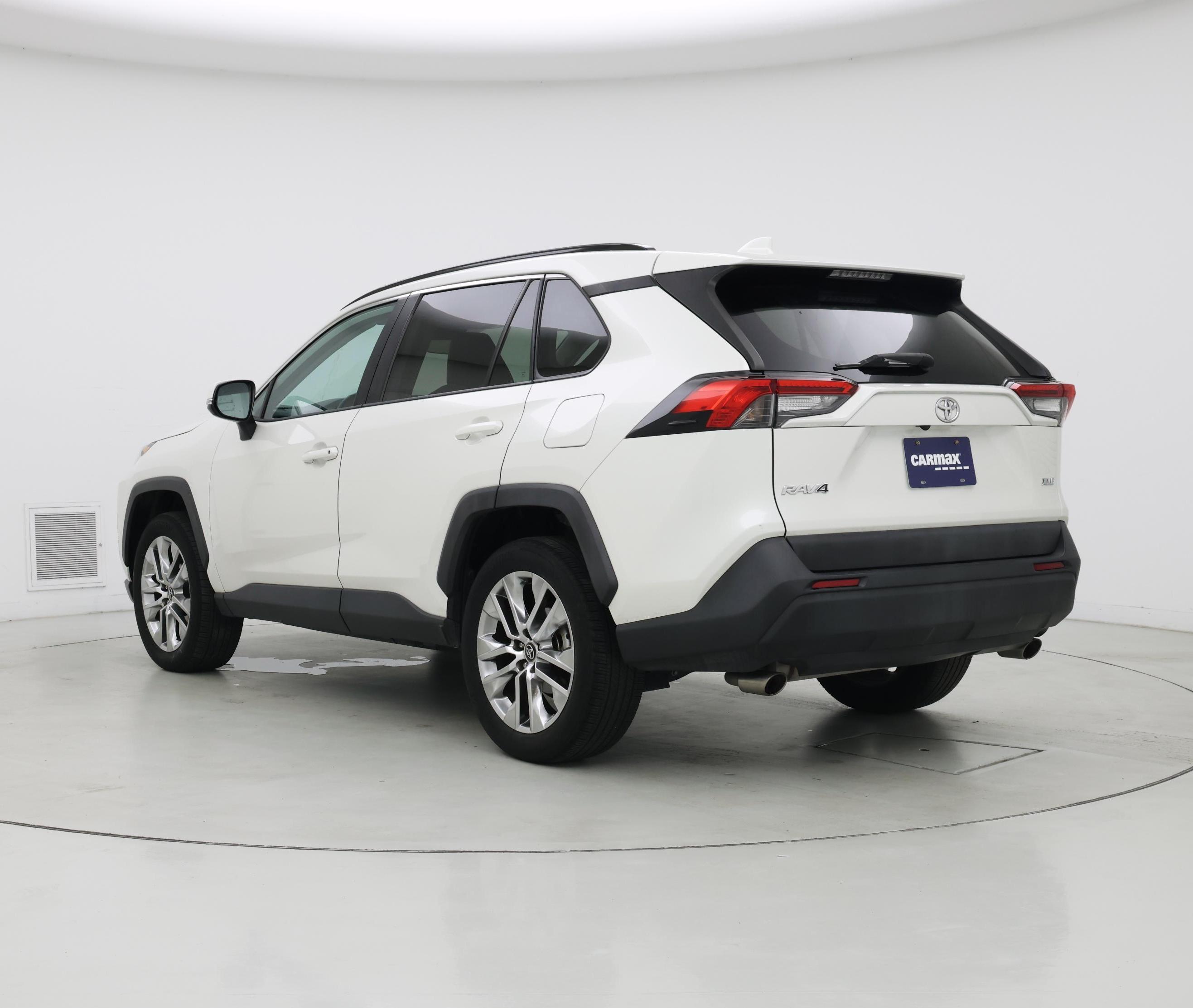 Thumbnail: 2021 Toyota RAV4 - 2