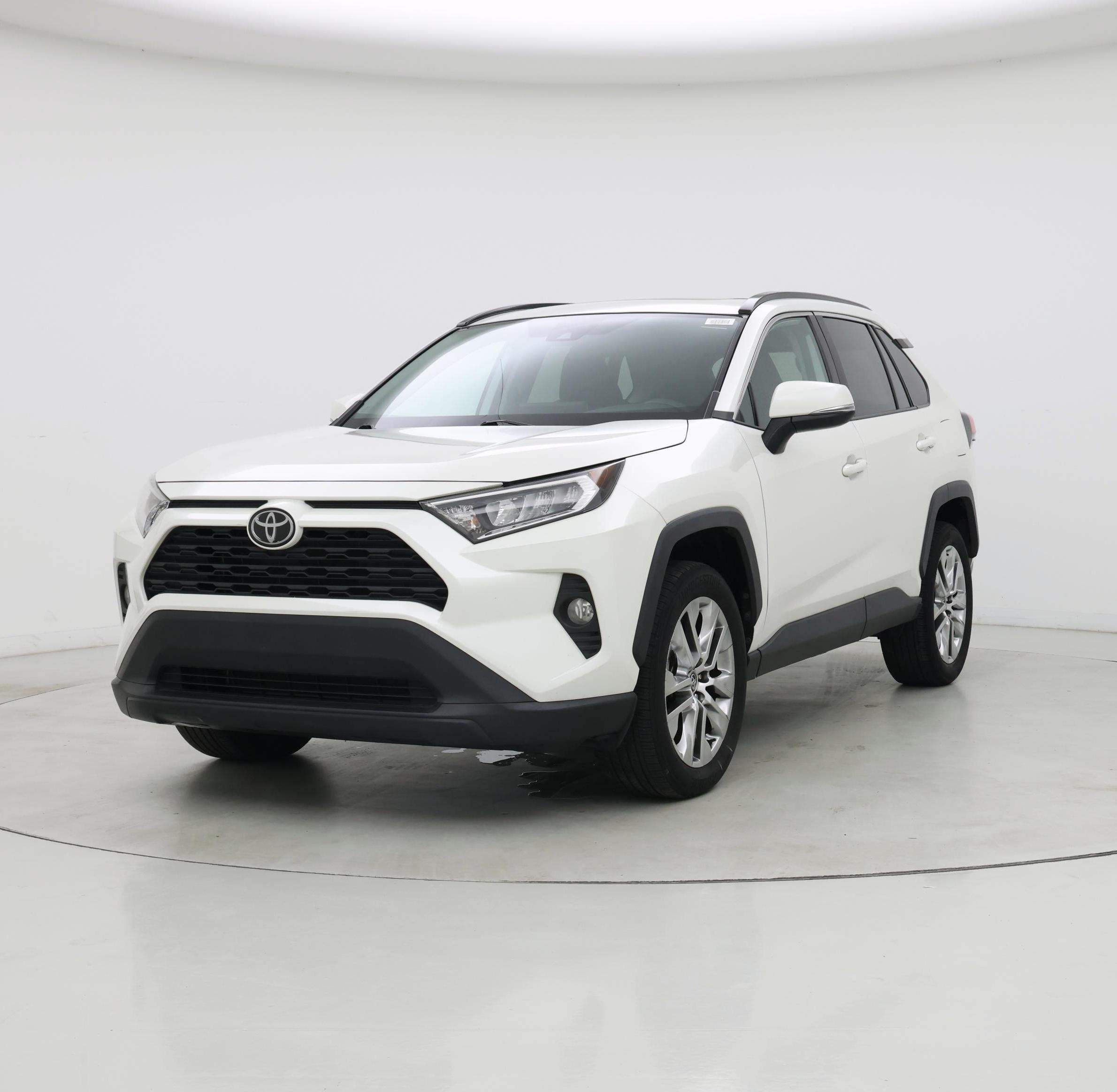 Thumbnail: 2021 Toyota RAV4 - 4