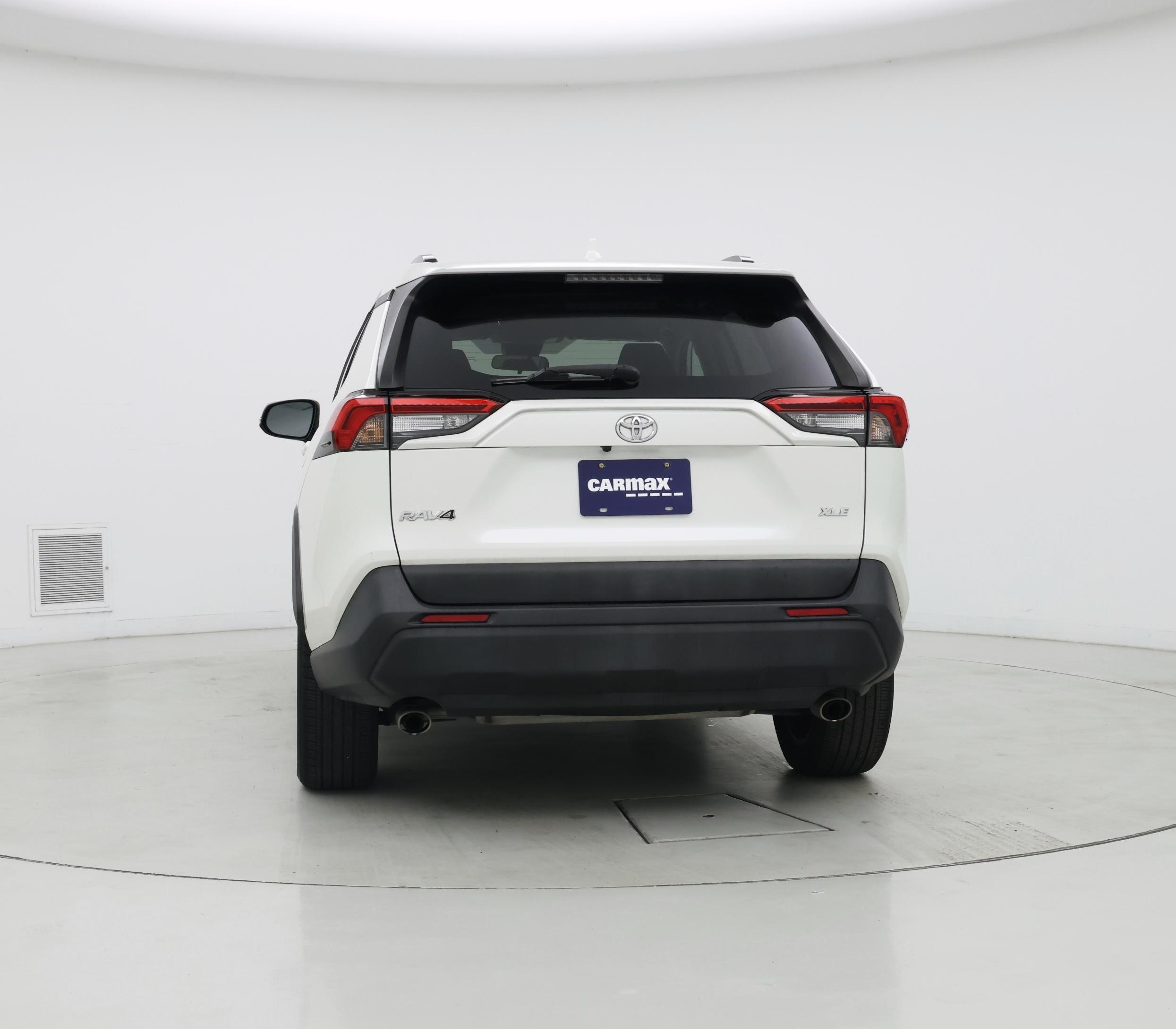 Thumbnail: 2021 Toyota RAV4 - 6