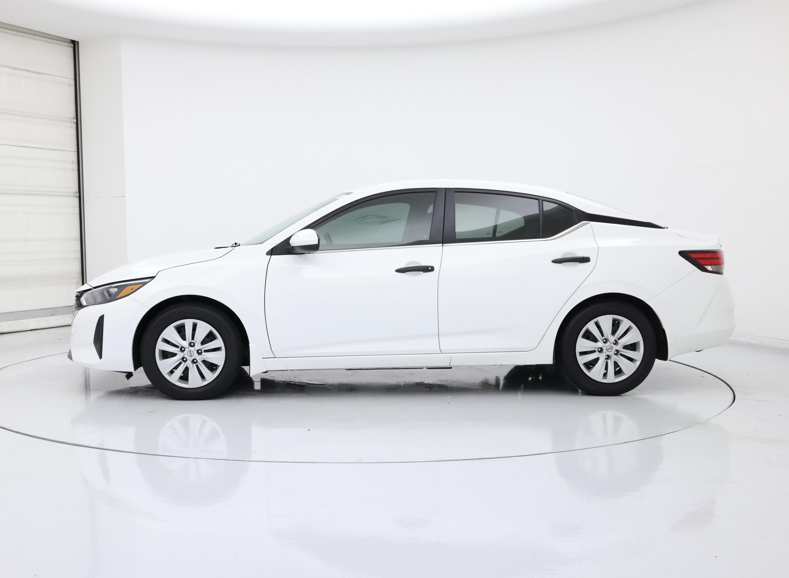 Thumbnail: 2024 Nissan Sentra - 3