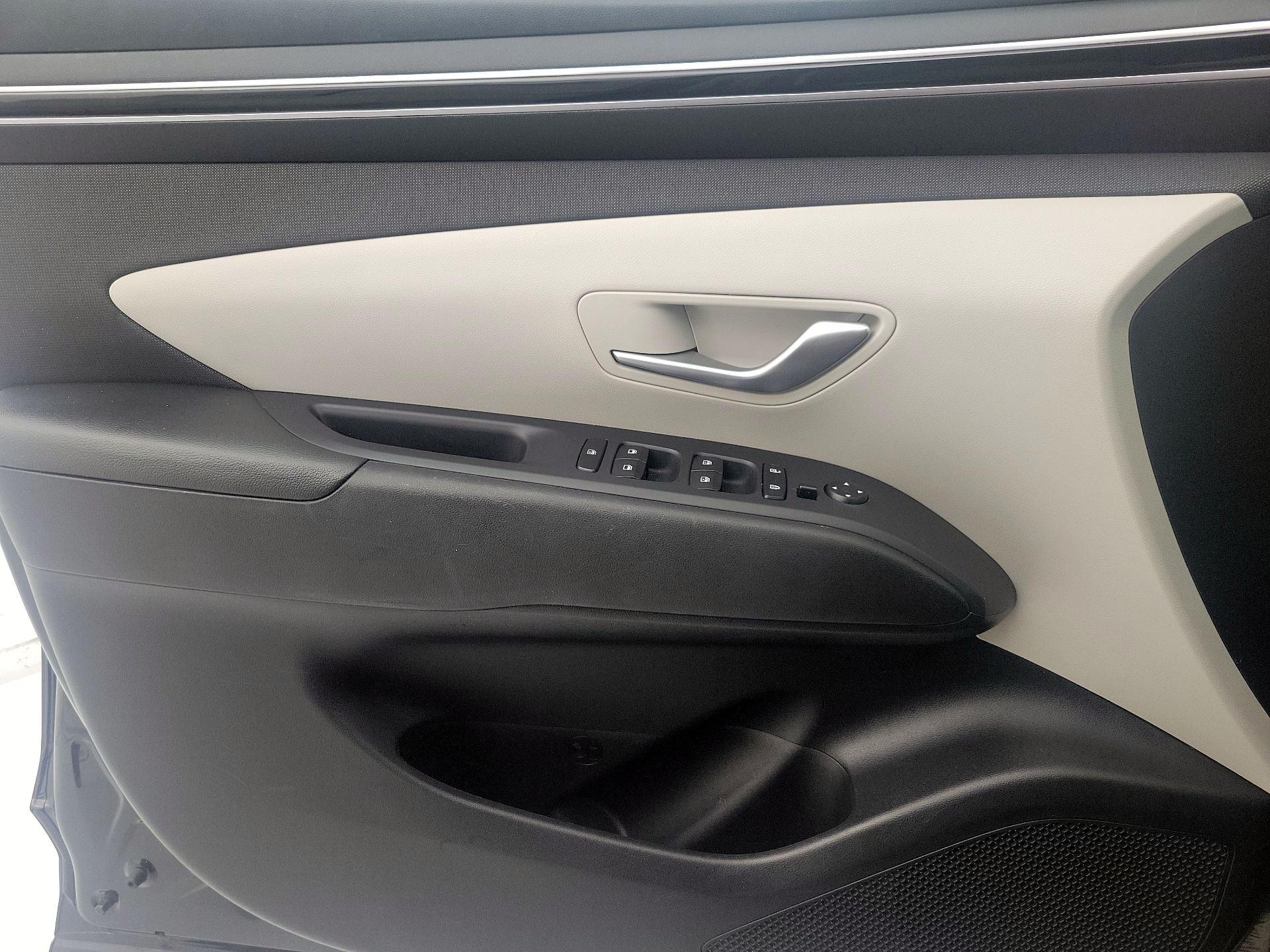 Thumbnail: 2023 Hyundai Tucson - 12