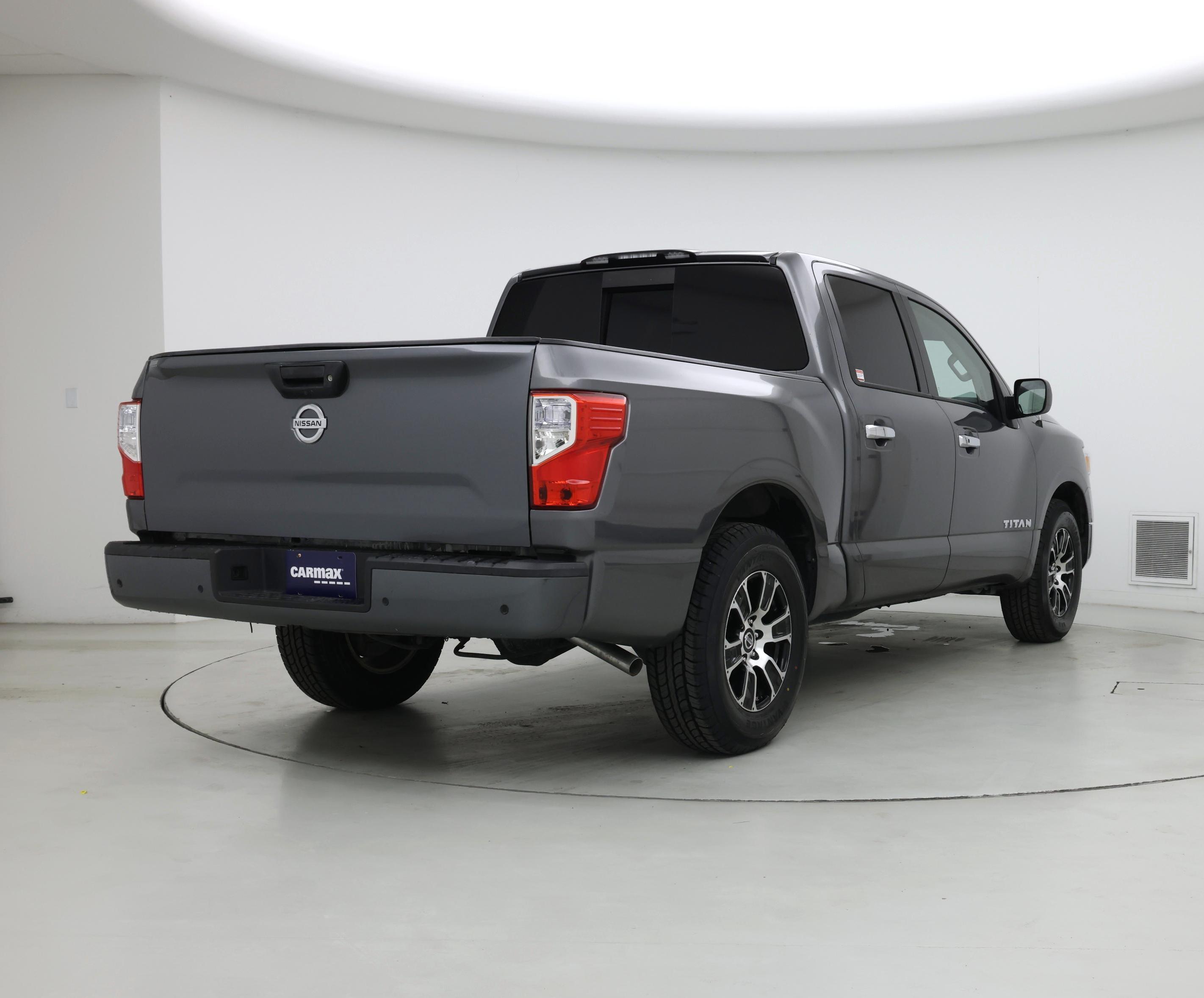Thumbnail: 2021 Nissan Titan - 8