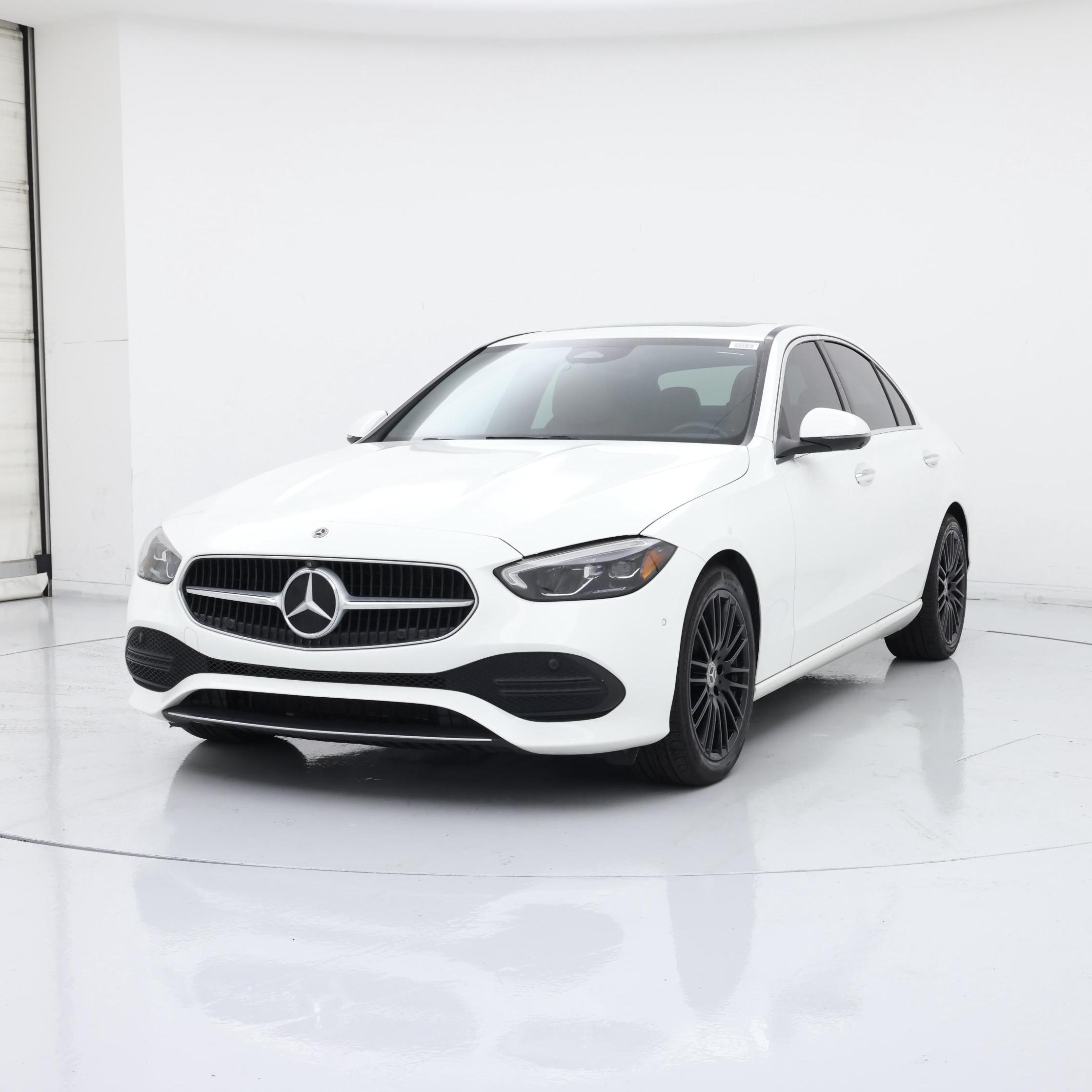 Thumbnail: 2022 Mercedes-Benz C-Class - 4