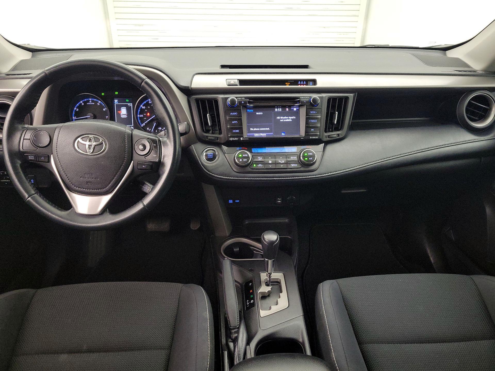 Thumbnail: 2018 Toyota RAV4 - 9