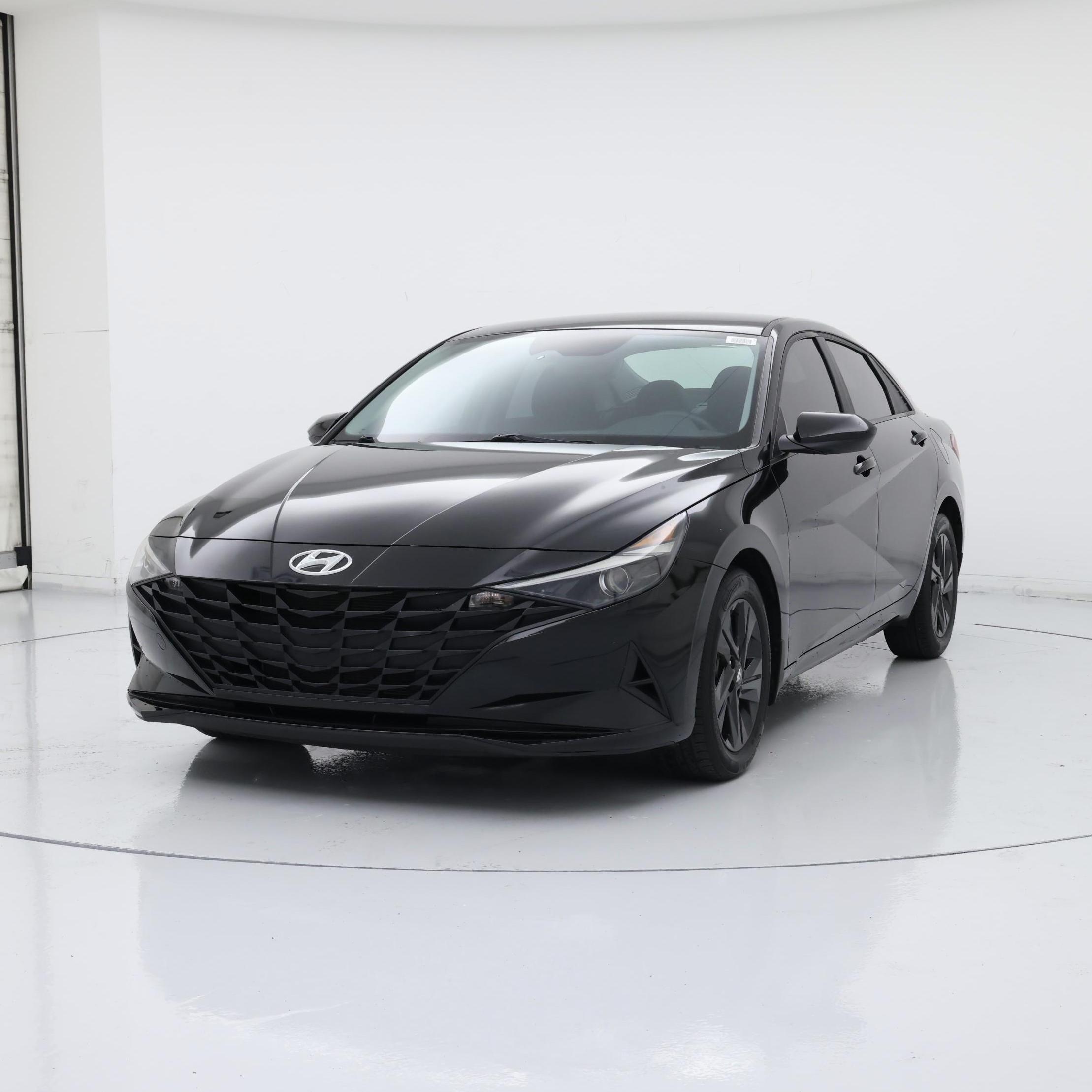 Thumbnail: 2023 Hyundai Elantra - 4