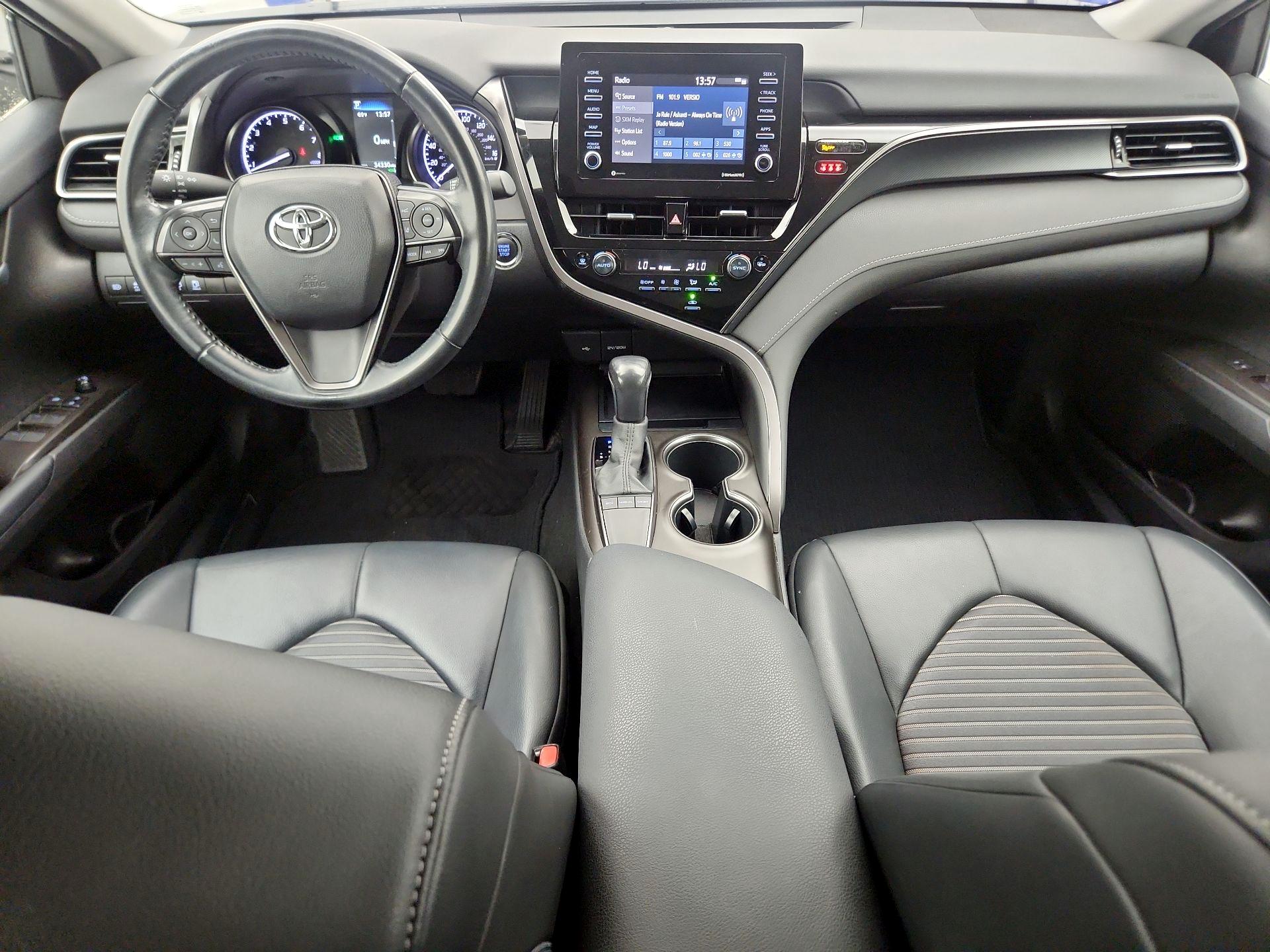 Thumbnail: 2022 Toyota Camry - 9