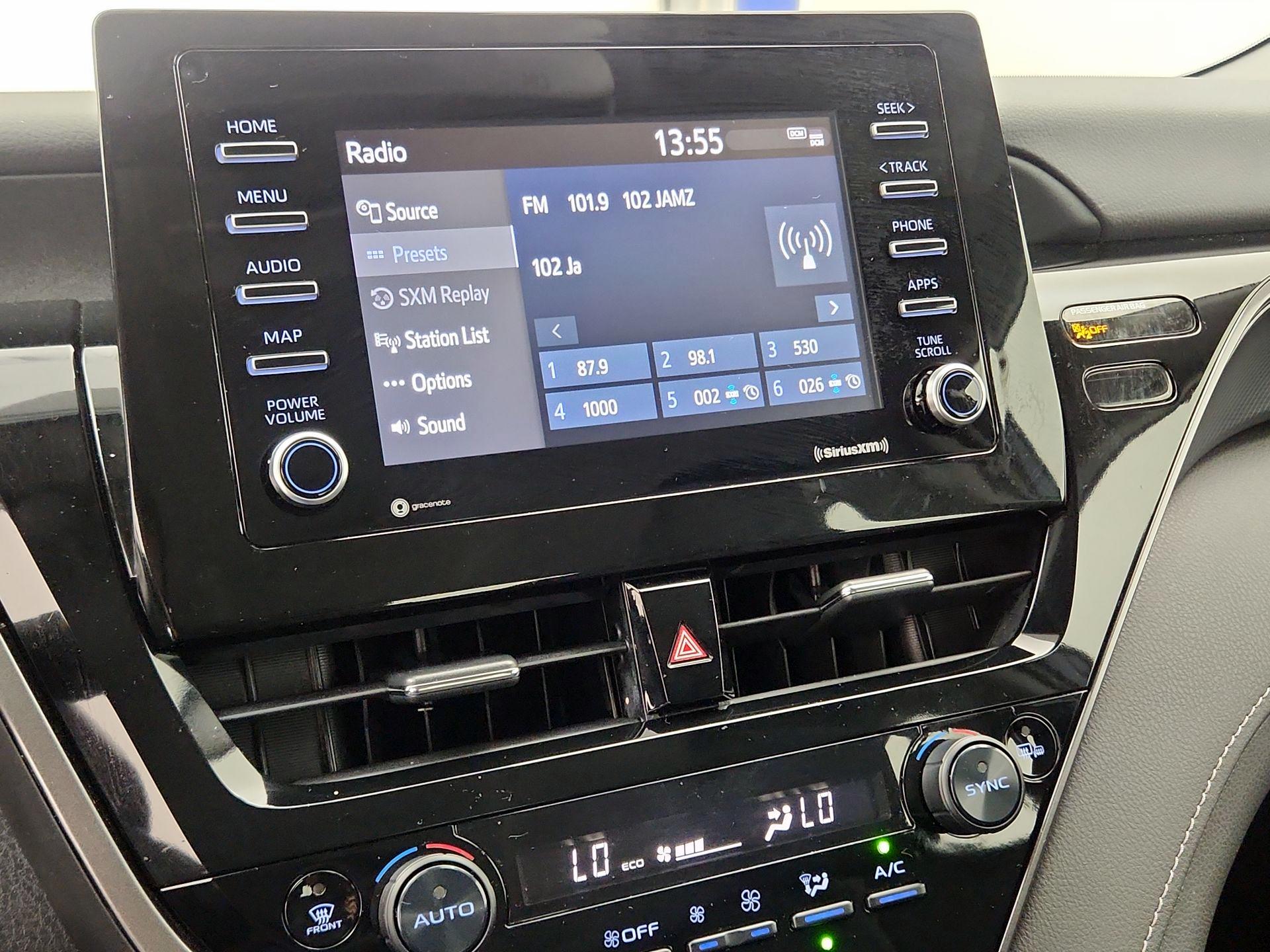 Thumbnail: 2022 Toyota Camry - 15