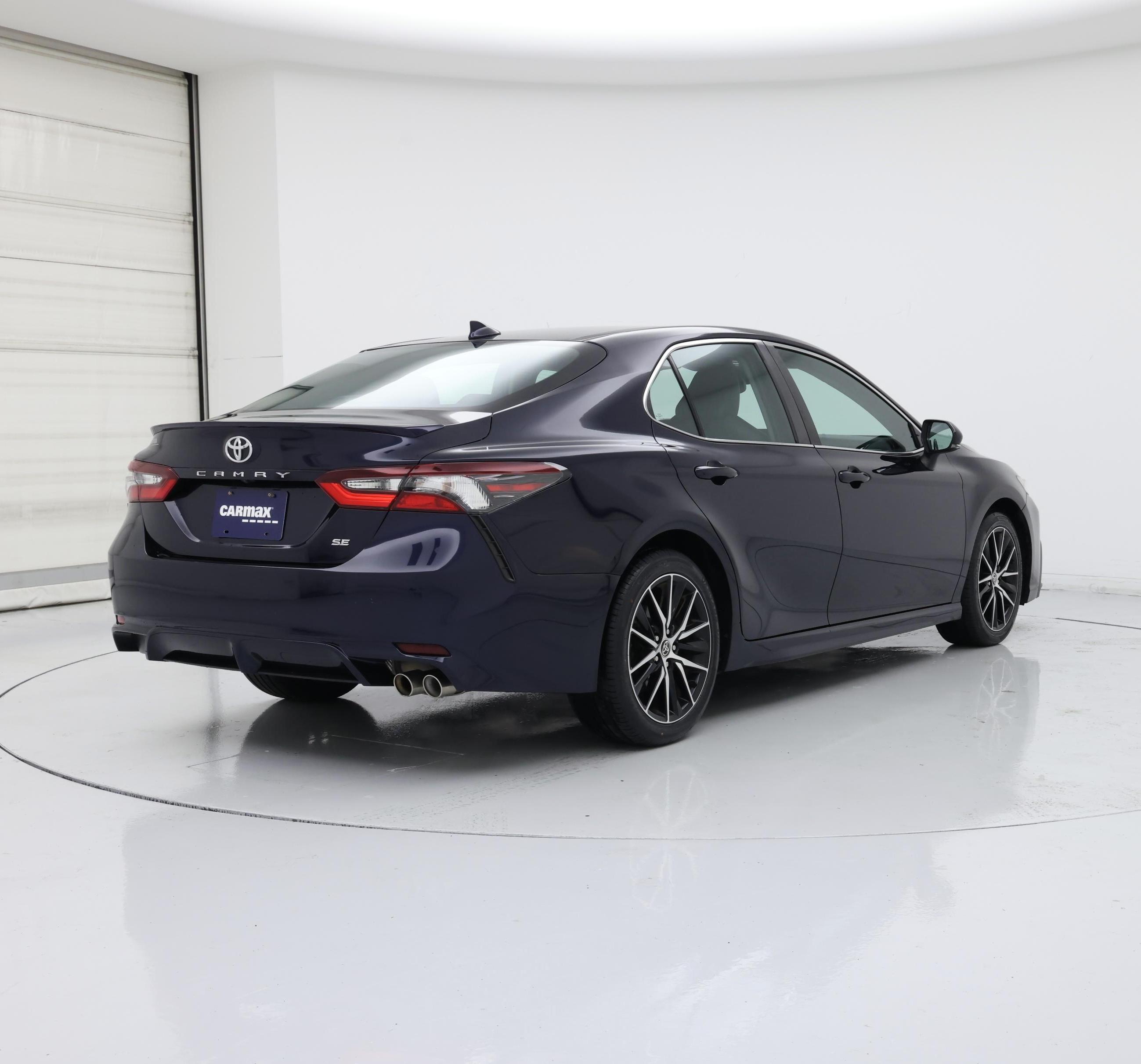 Thumbnail: 2022 Toyota Camry - 8