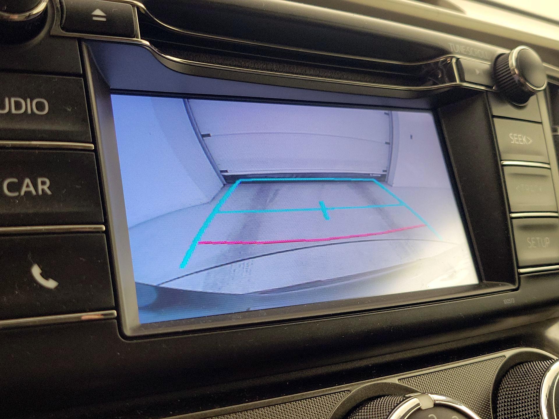 Thumbnail: 2015 Toyota RAV4 - 14