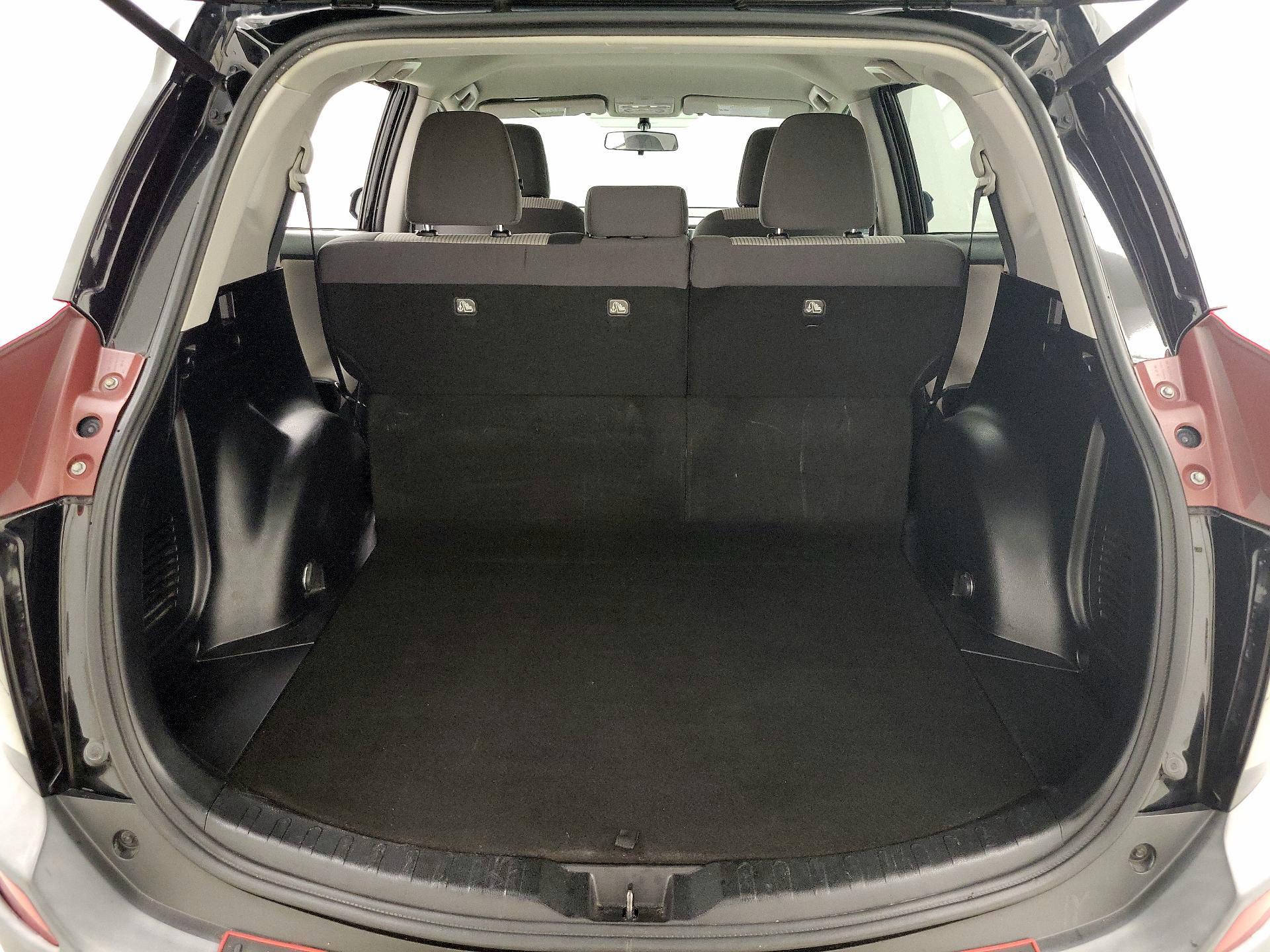Thumbnail: 2015 Toyota RAV4 - 20