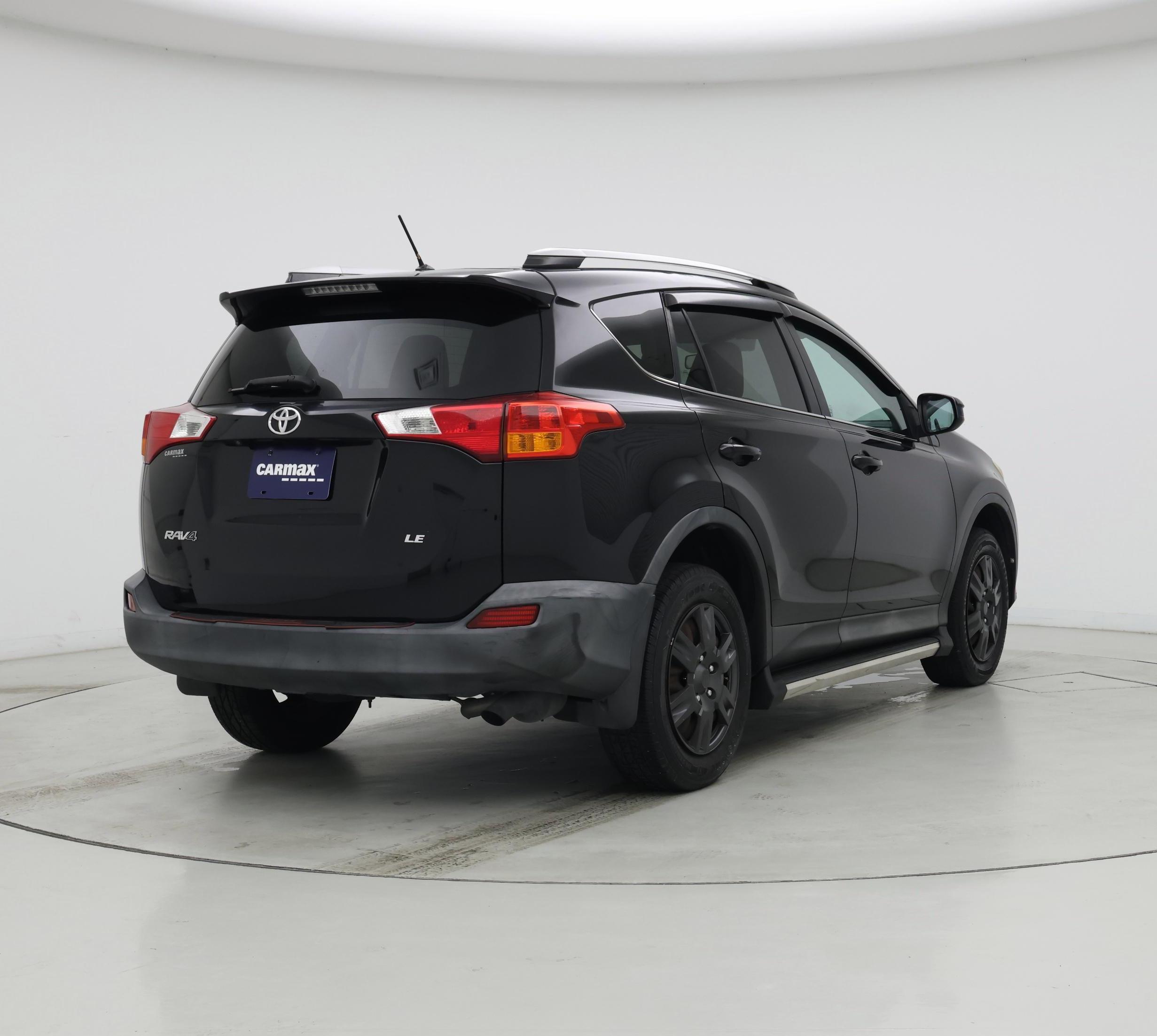Thumbnail: 2015 Toyota RAV4 - 8