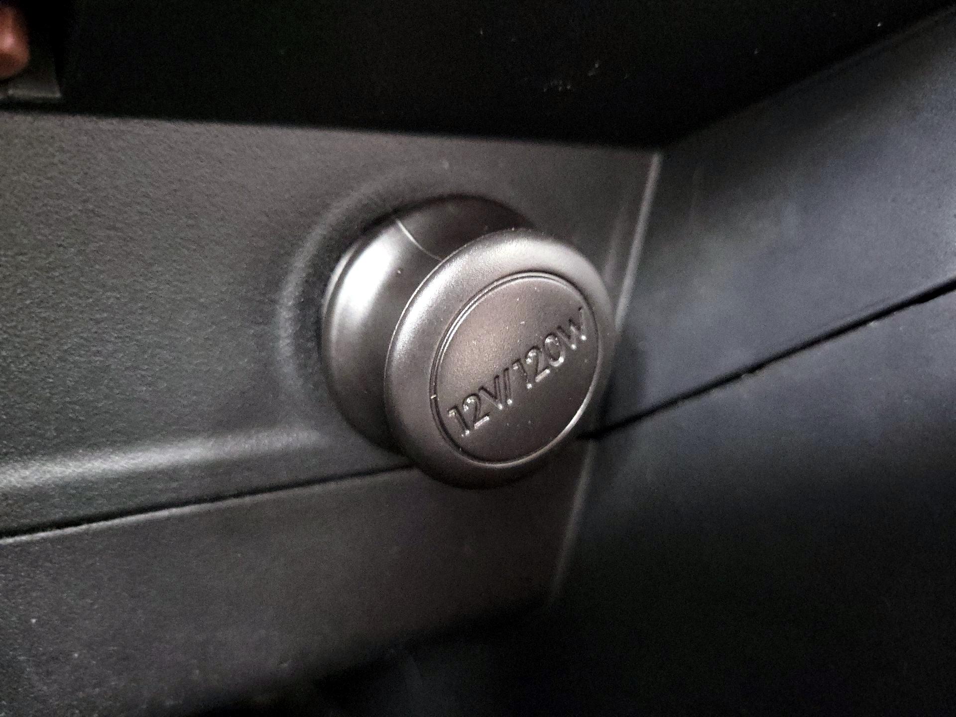 Thumbnail: 2015 Subaru Forester - 18
