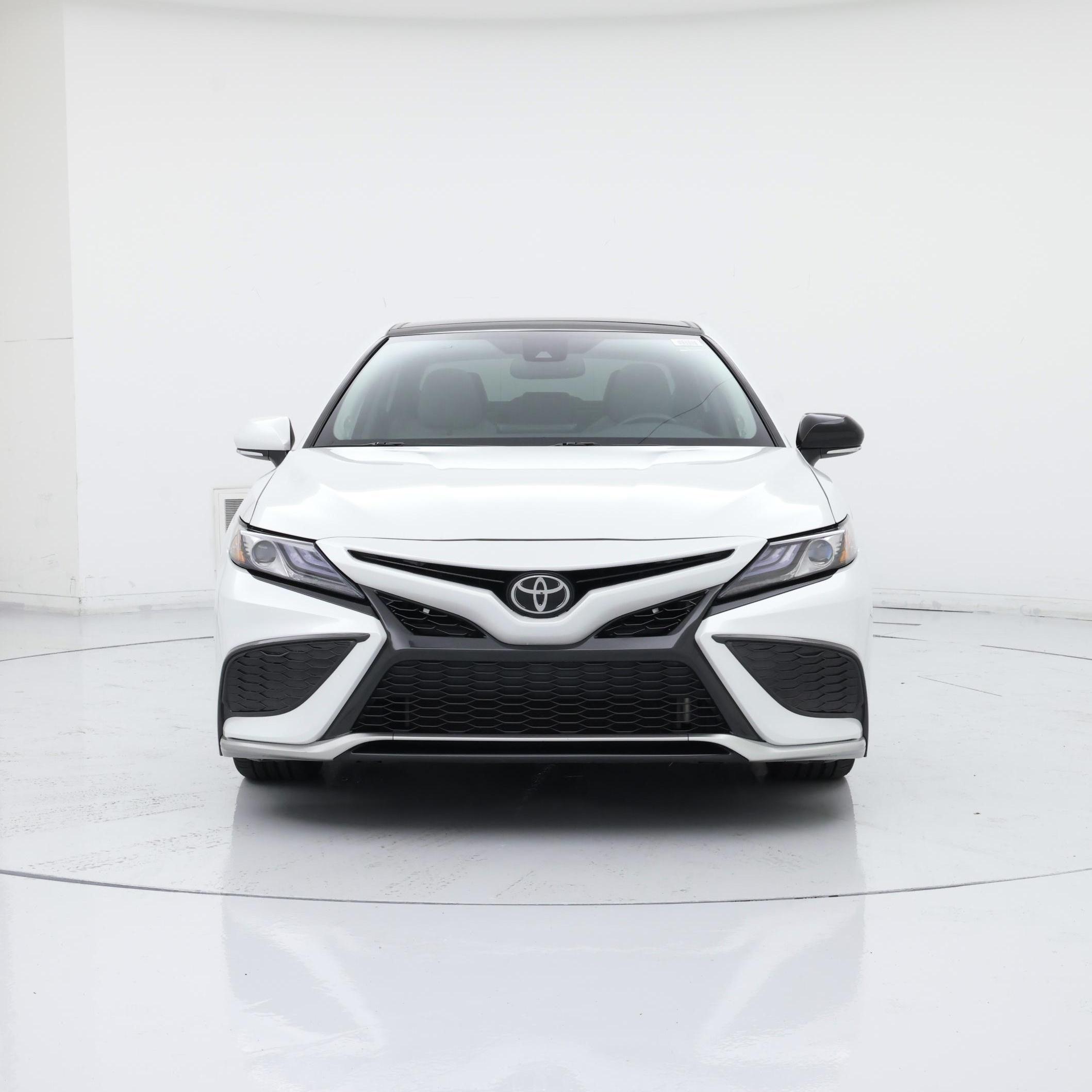 Thumbnail: 2022 Toyota Camry - 5