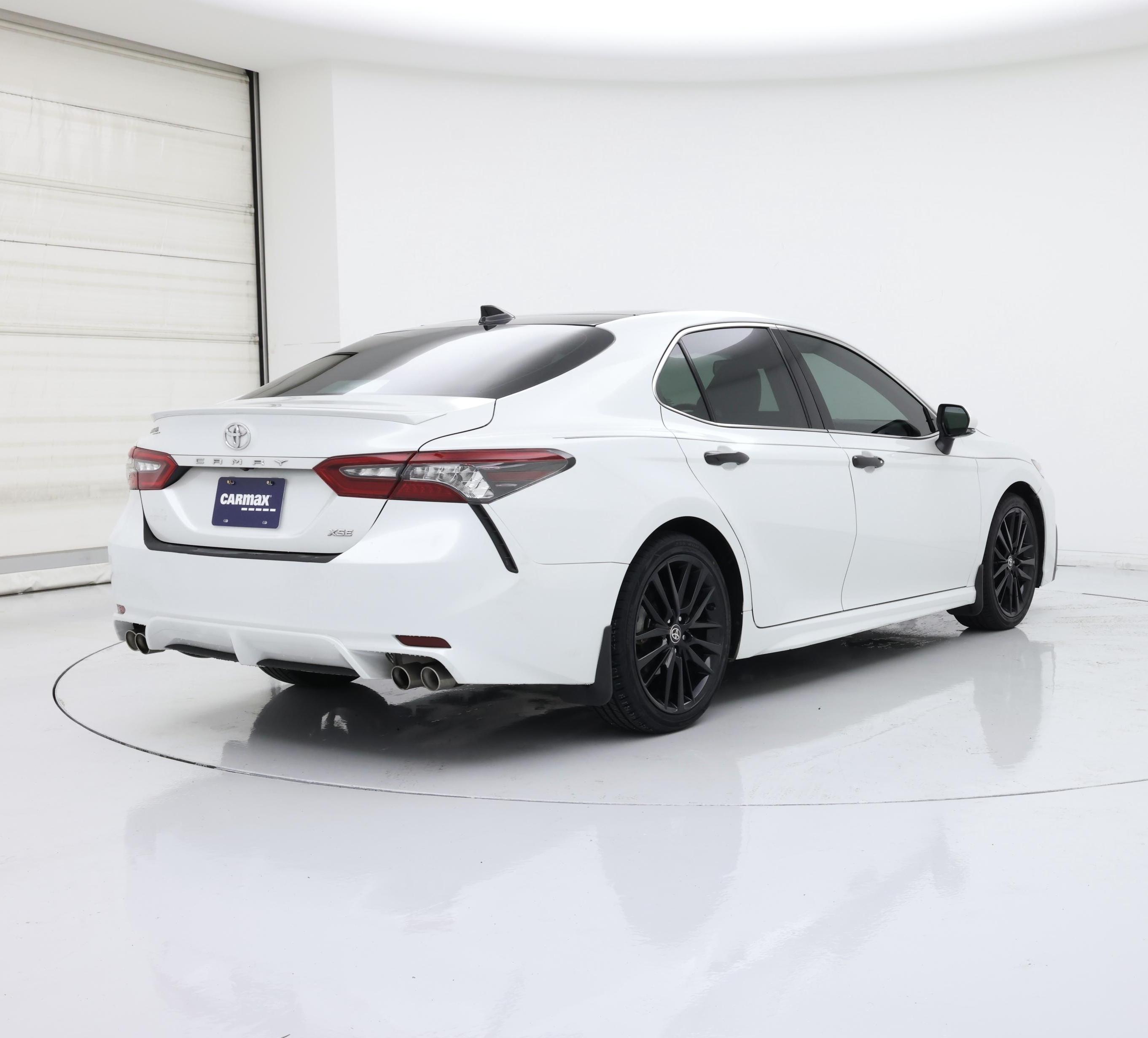 Thumbnail: 2022 Toyota Camry - 8