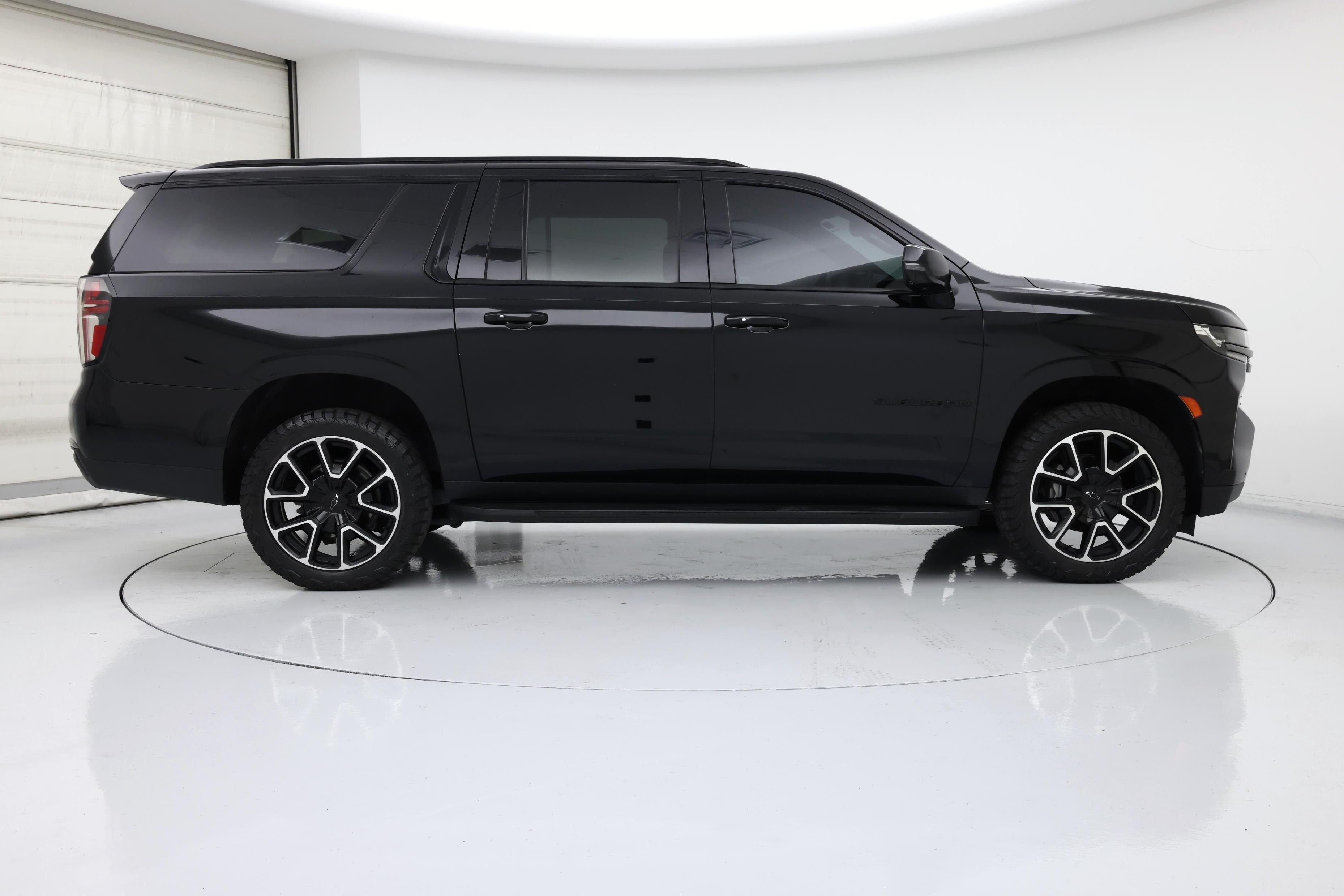 Thumbnail: 2022 Chevrolet Suburban - 7