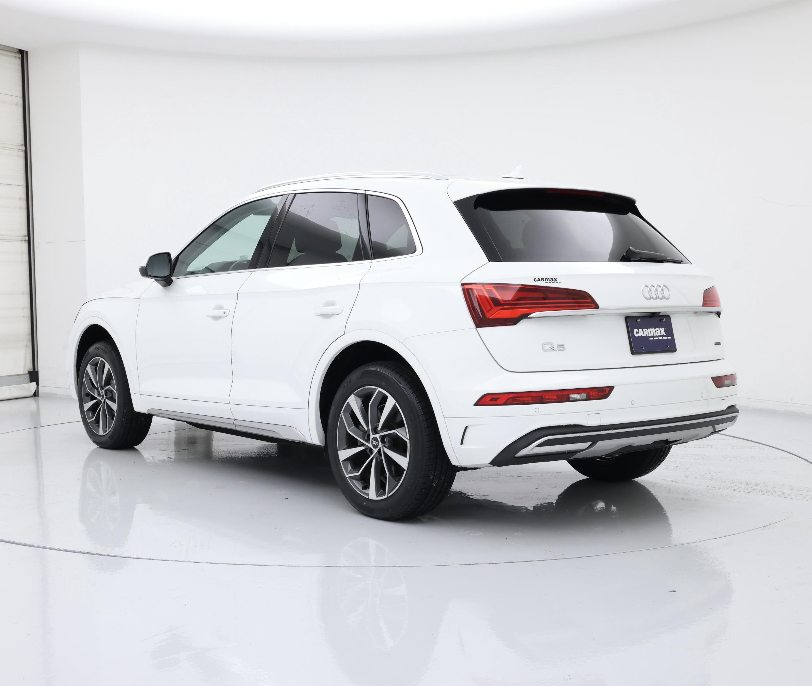 Thumbnail: 2021 Audi Q5 - 2
