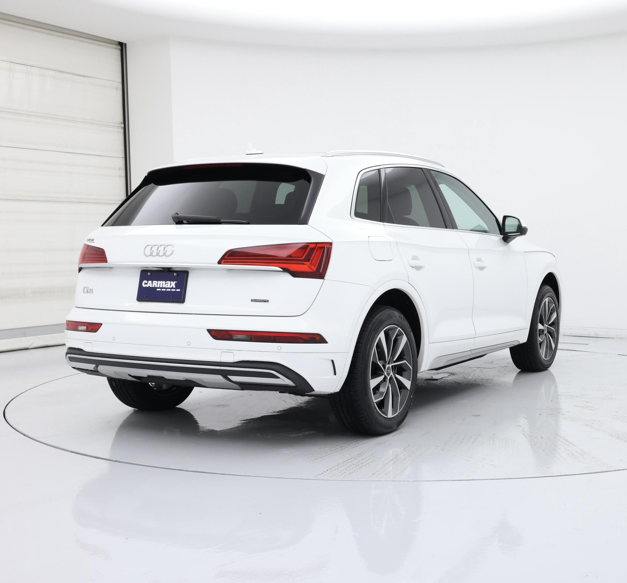 Thumbnail: 2021 Audi Q5 - 8