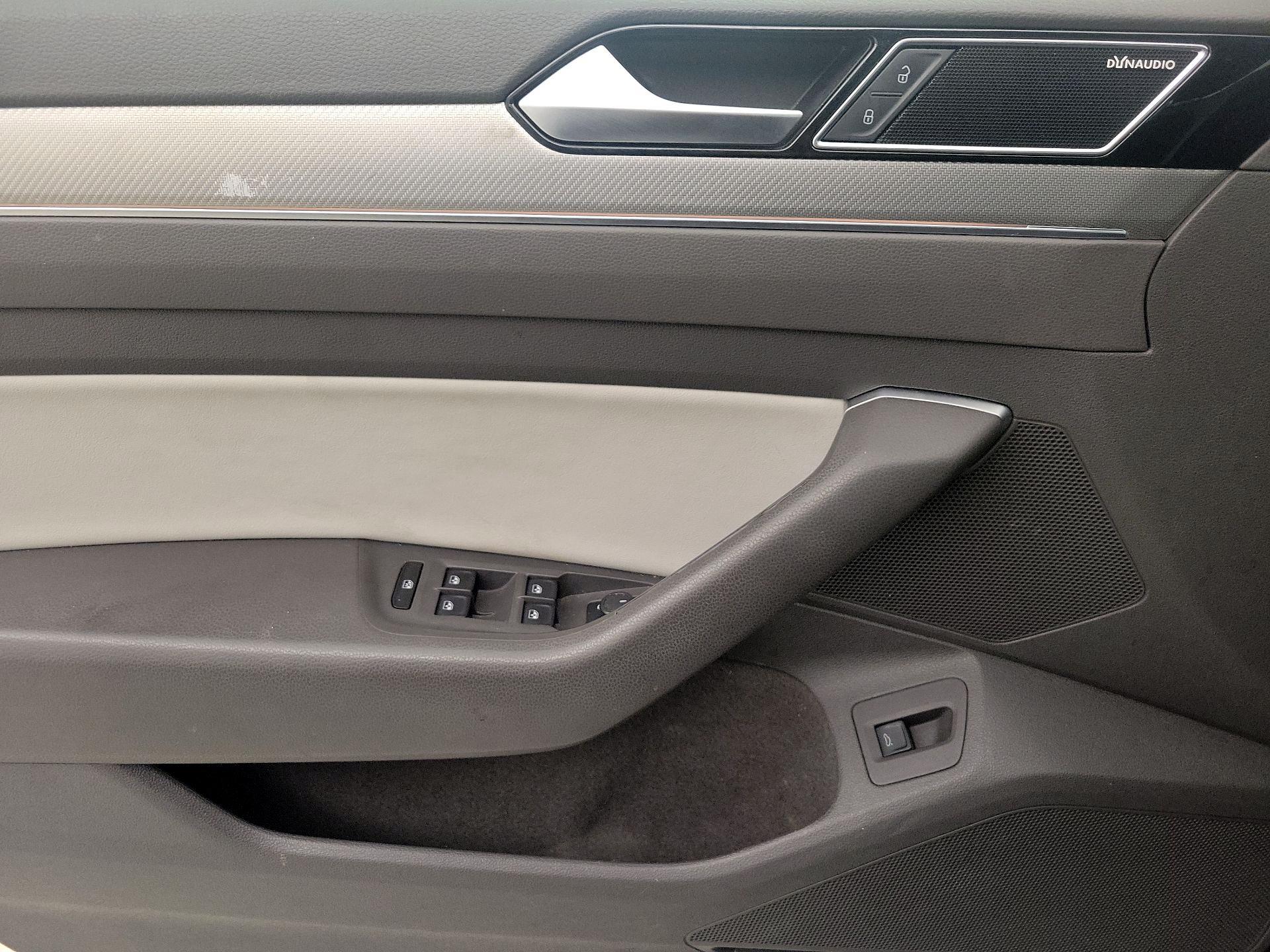 Thumbnail: 2019 Volkswagen Arteon - 12