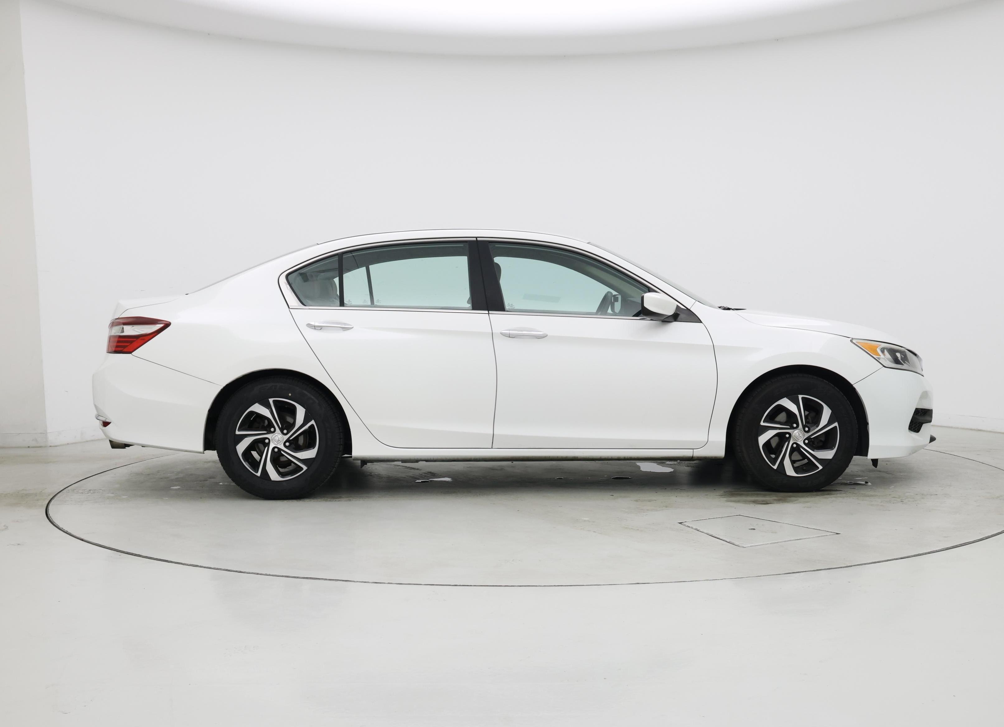 Thumbnail: 2017 Honda Accord - 7