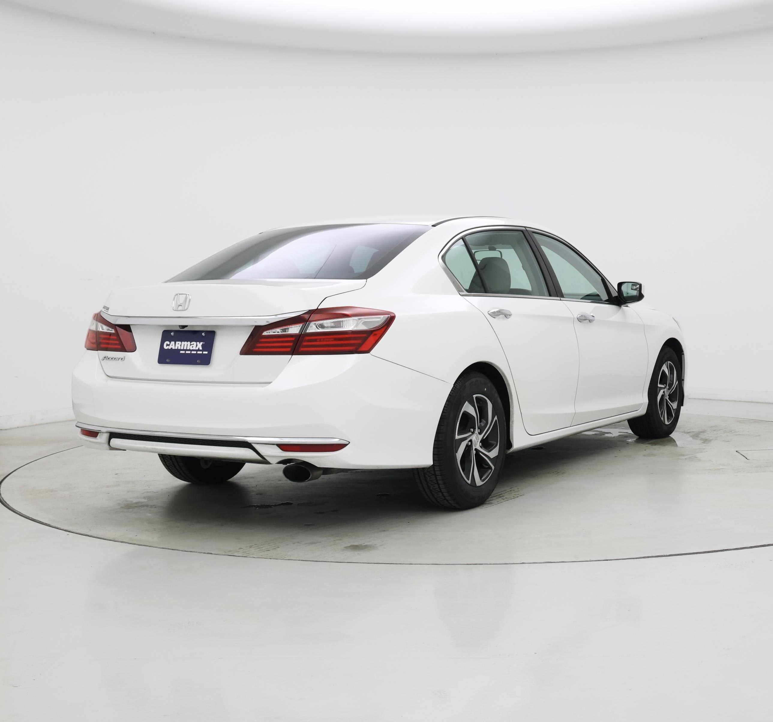 Thumbnail: 2017 Honda Accord - 8