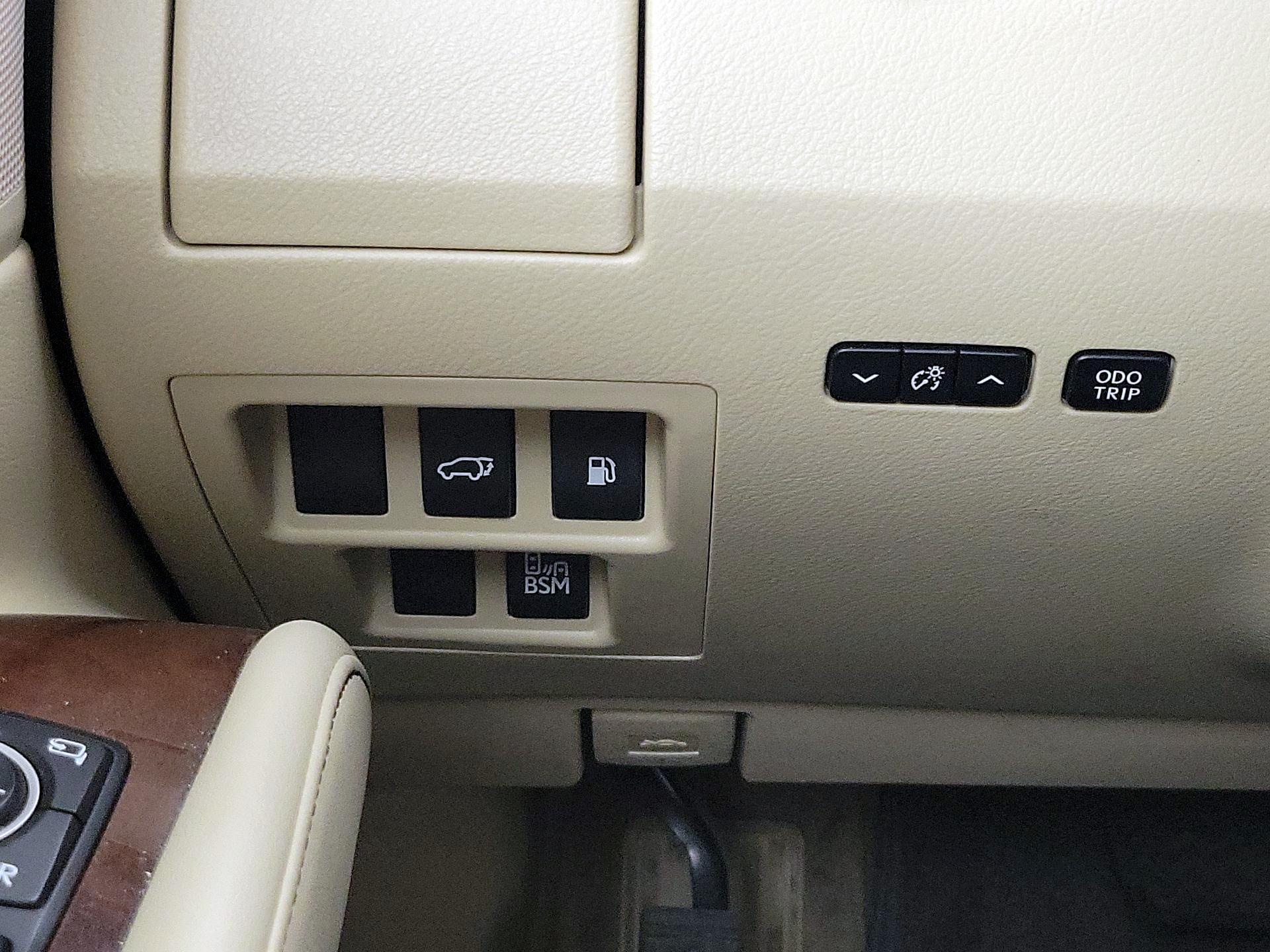 Thumbnail: 2014 Lexus RX - 13