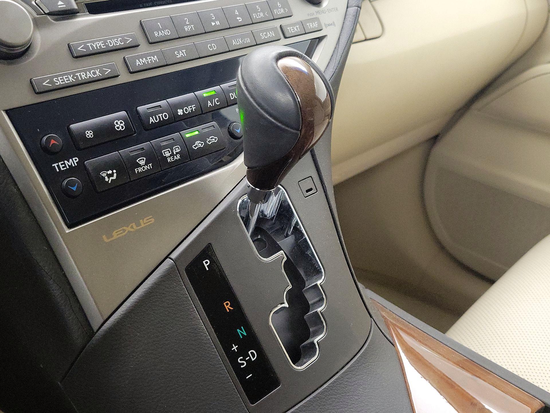 Thumbnail: 2014 Lexus RX - 16