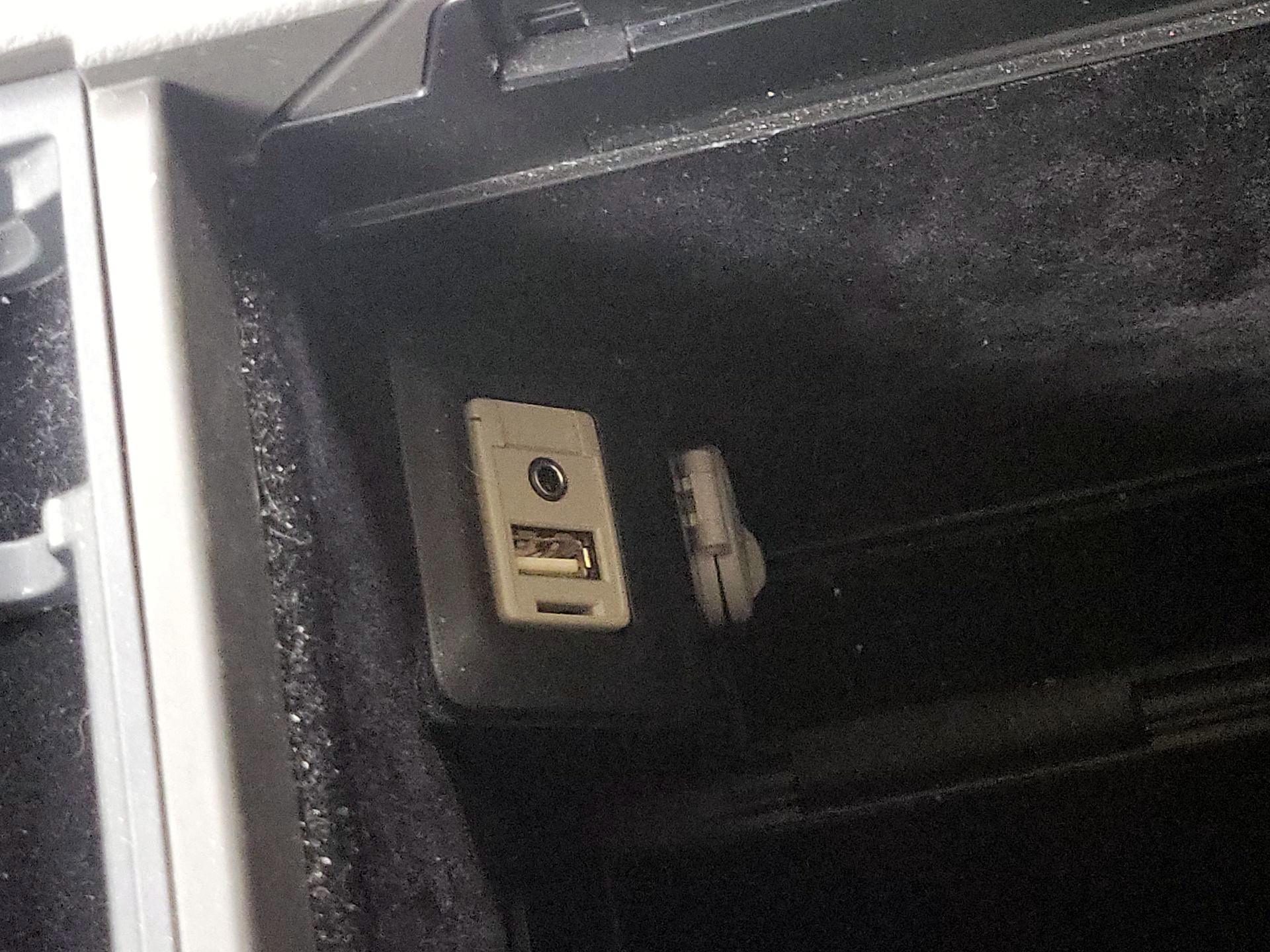 Thumbnail: 2014 Lexus RX - 17