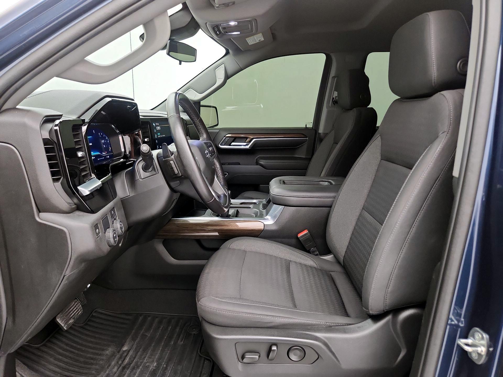 Thumbnail: 2022 Chevrolet Silverado 1500 - 11