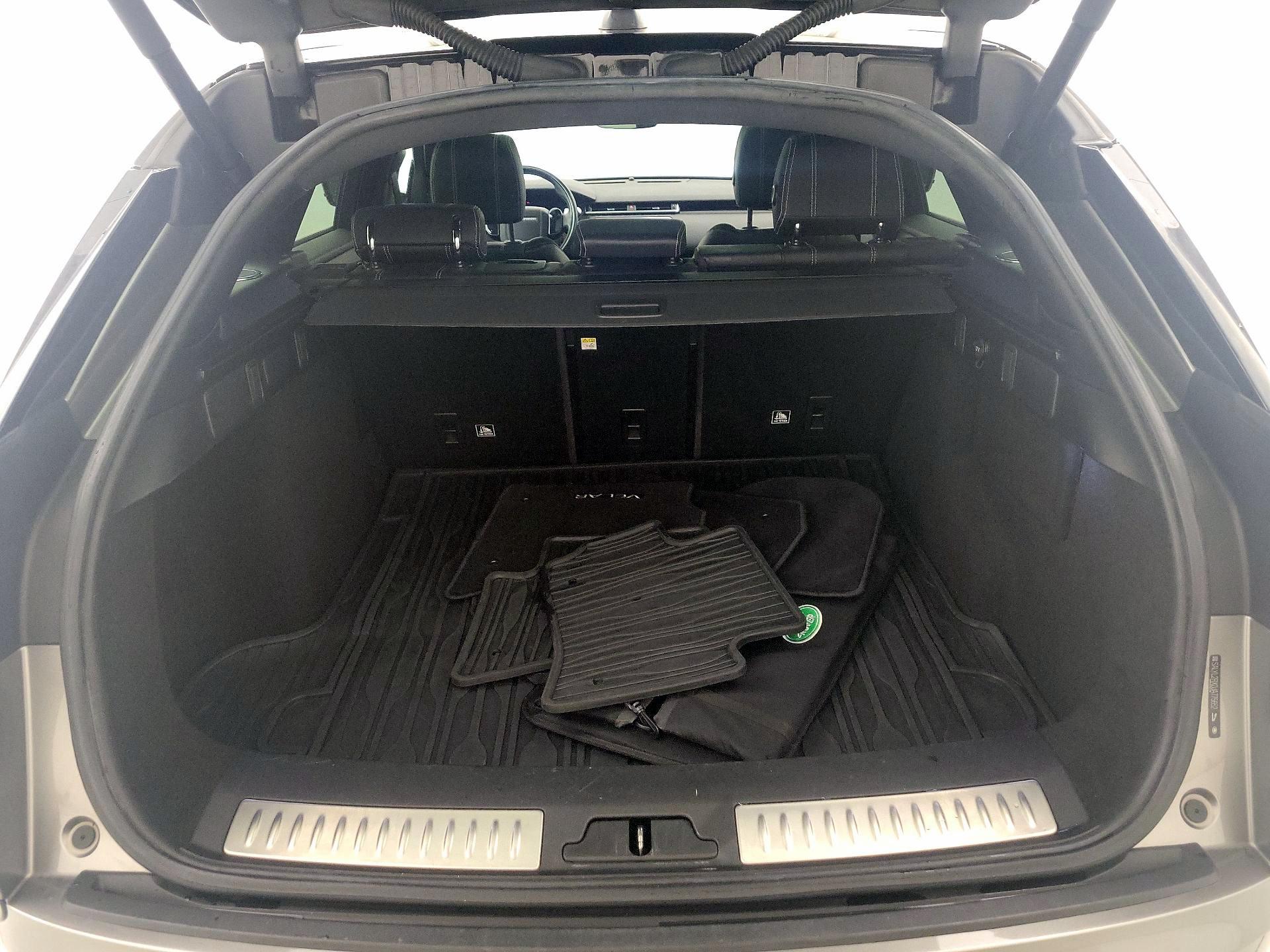 Thumbnail: 2018 Land Rover Range Rover Velar - 20