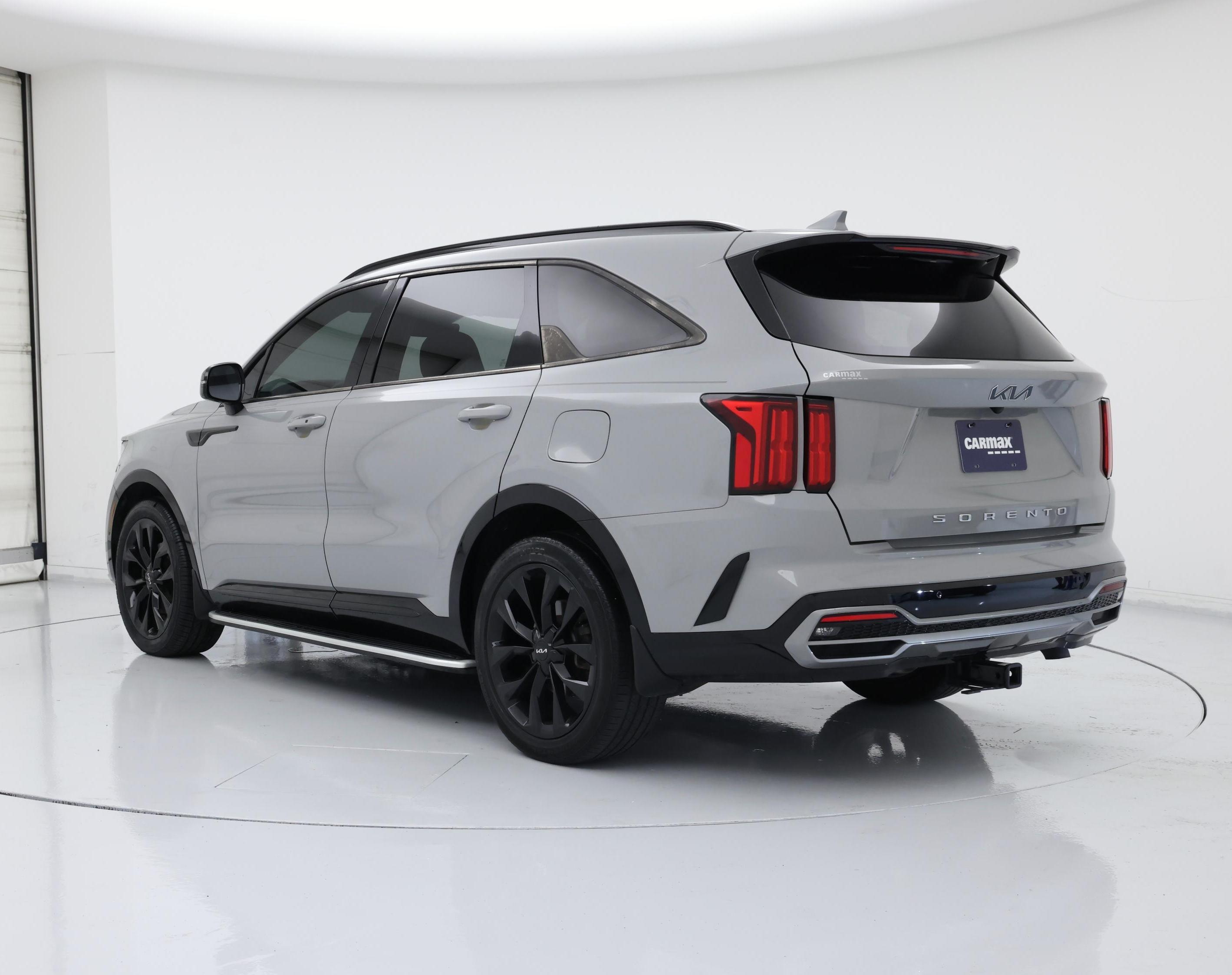 Thumbnail: 2022 Kia Sorento - 2