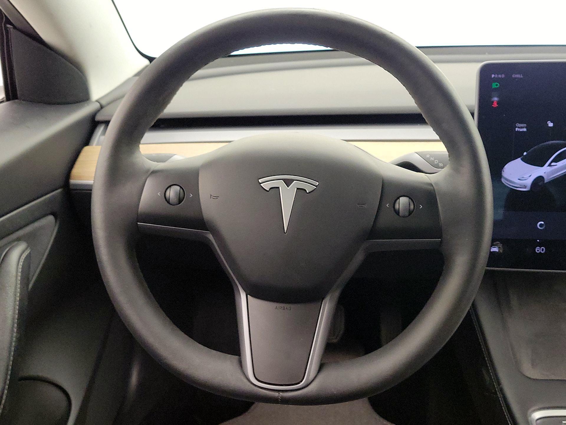 Thumbnail: 2021 Tesla Model 3 - 10