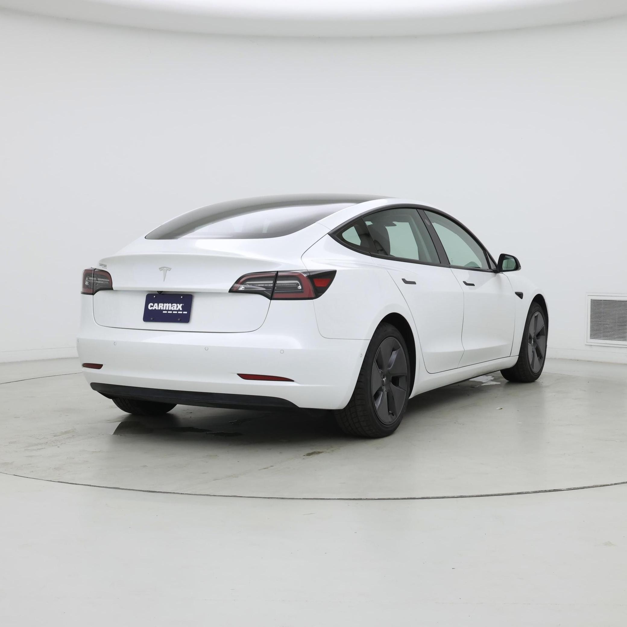Thumbnail: 2021 Tesla Model 3 - 8