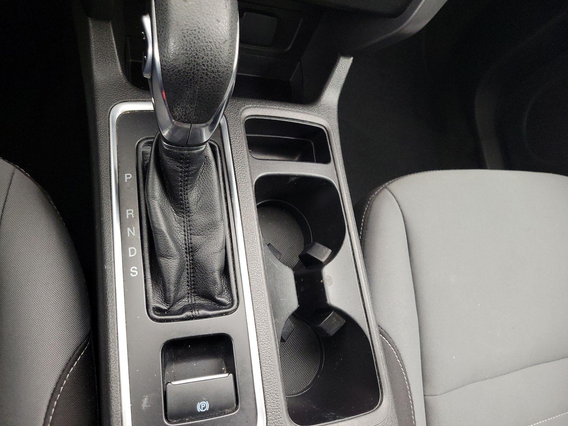 Thumbnail: 2019 Ford Escape - 17