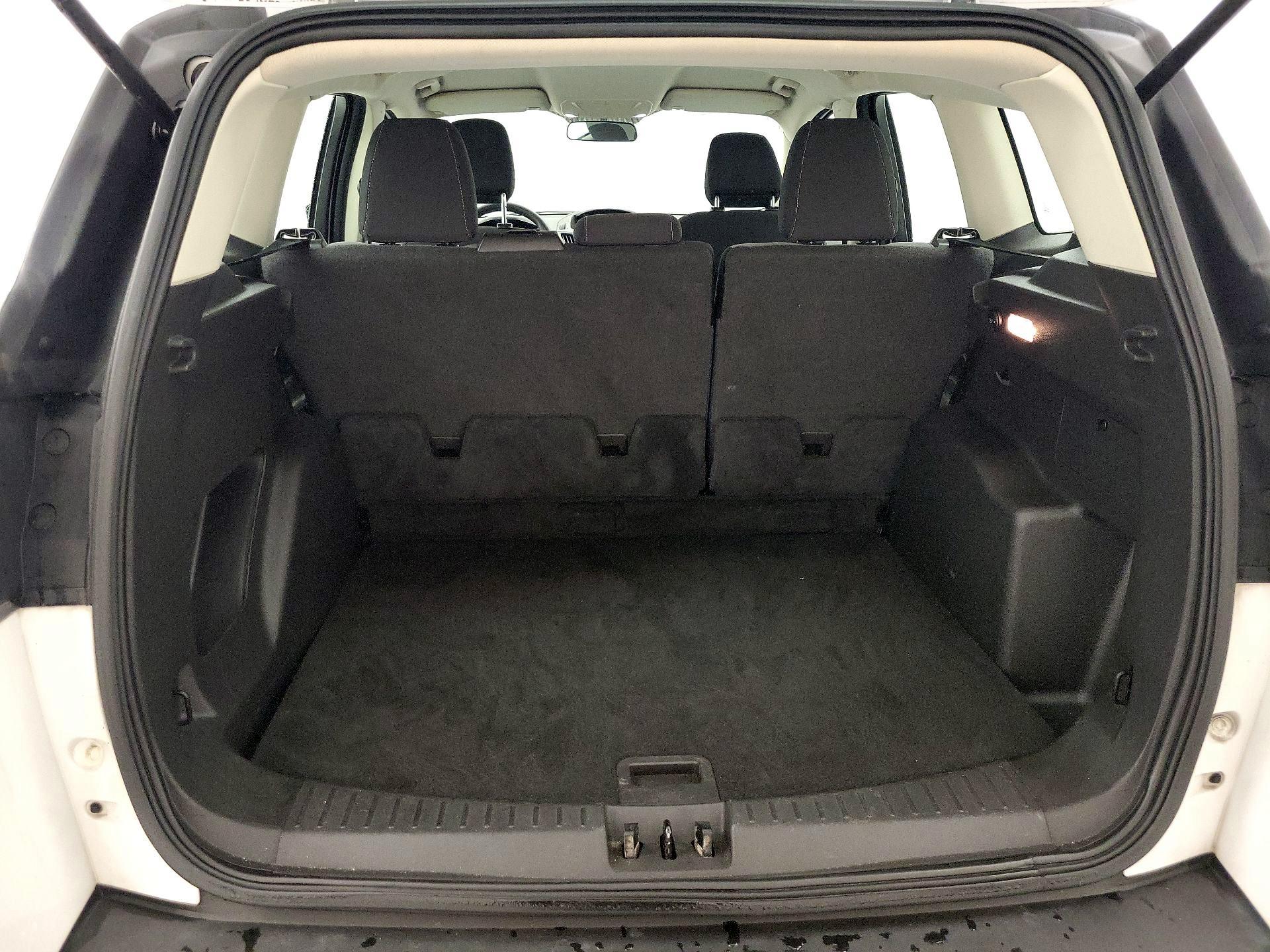 Thumbnail: 2019 Ford Escape - 20