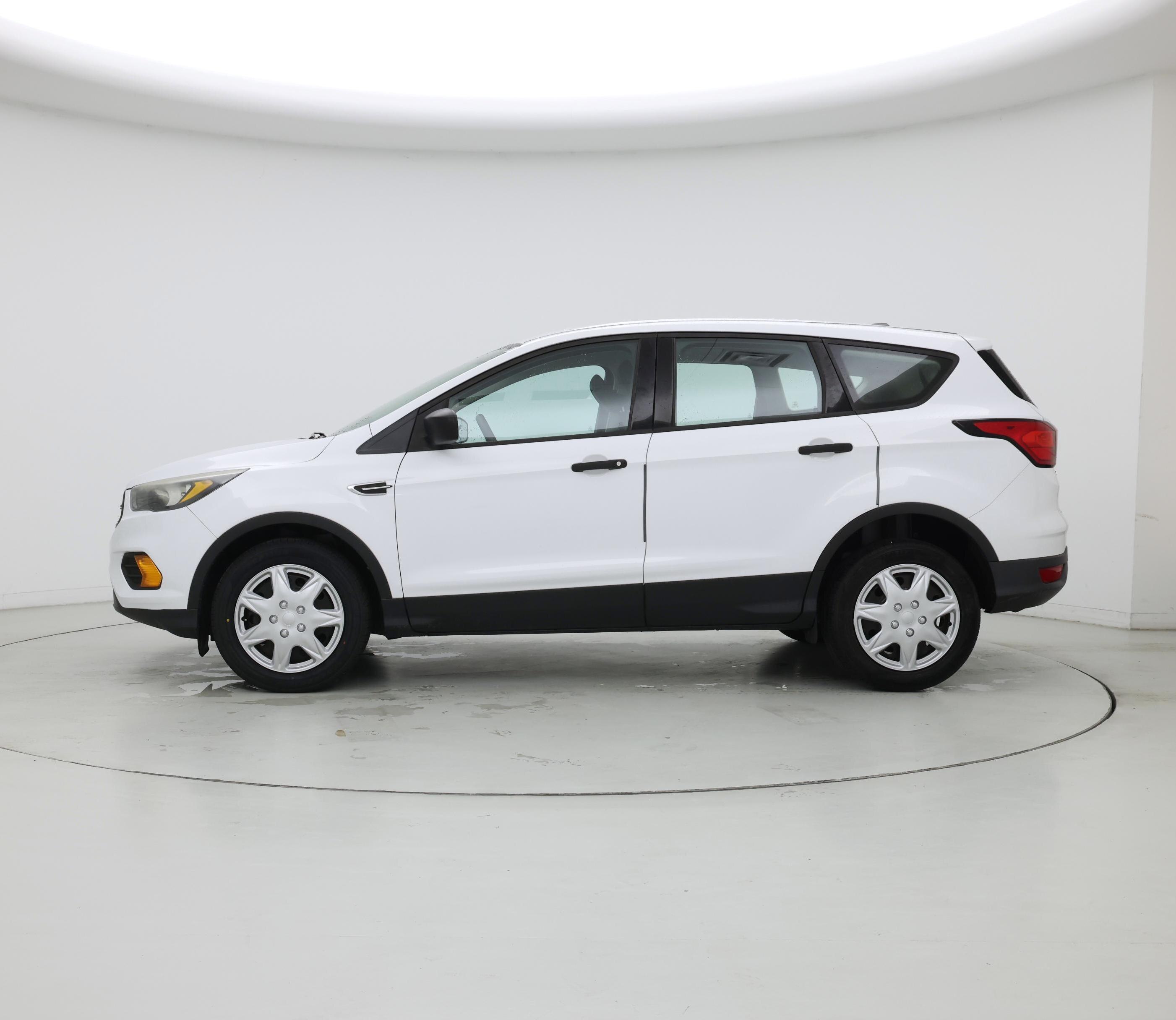 Thumbnail: 2019 Ford Escape - 3